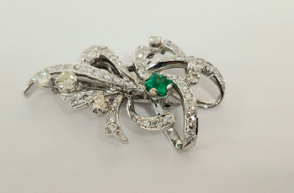 7.50 Carat VVS Diamond and Colombian Emerald Pin - Pristine Diamonds