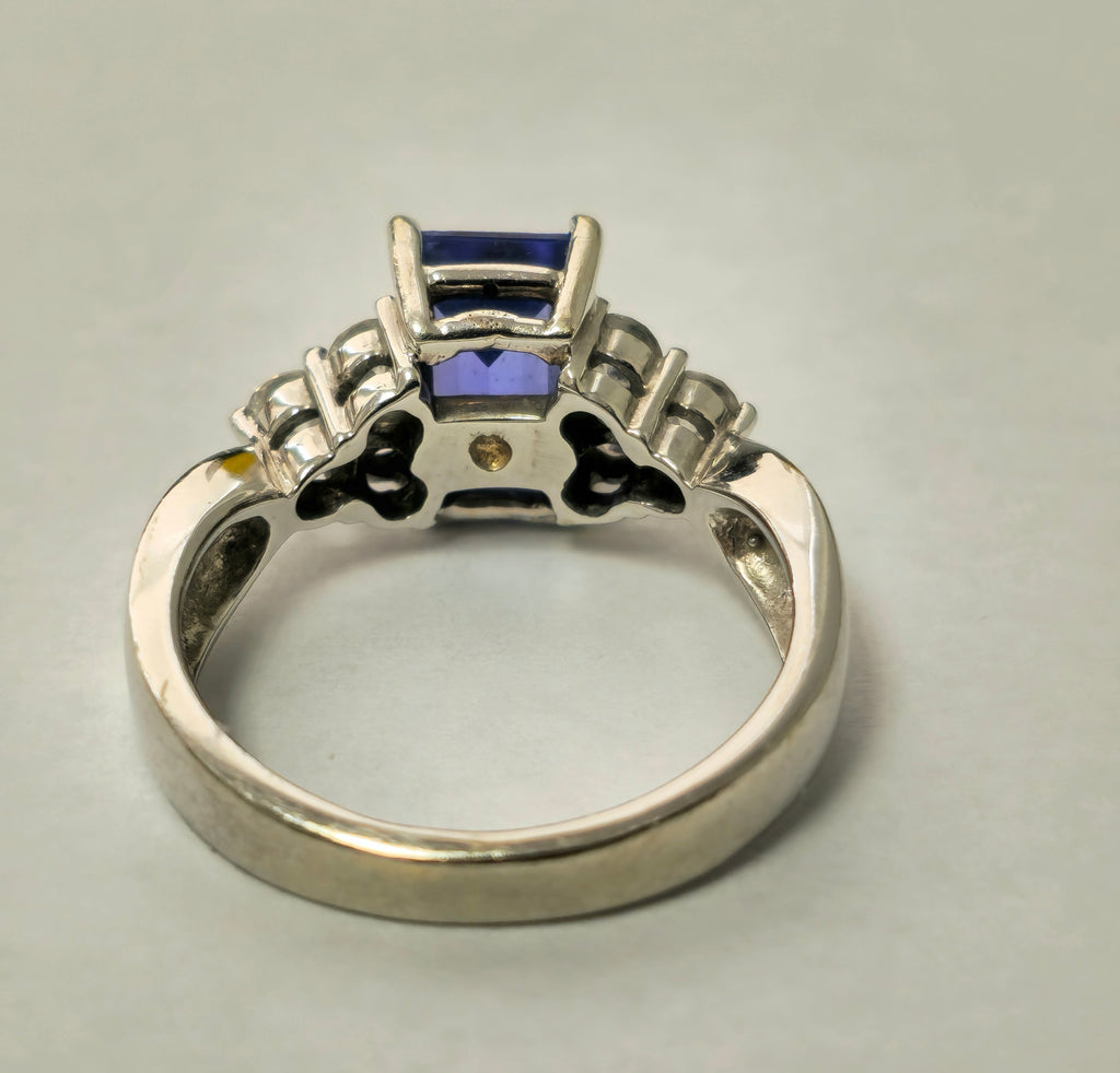 2.20 Carat Tanzanite & Diamond Engagement Ring - Pristine Diamonds
