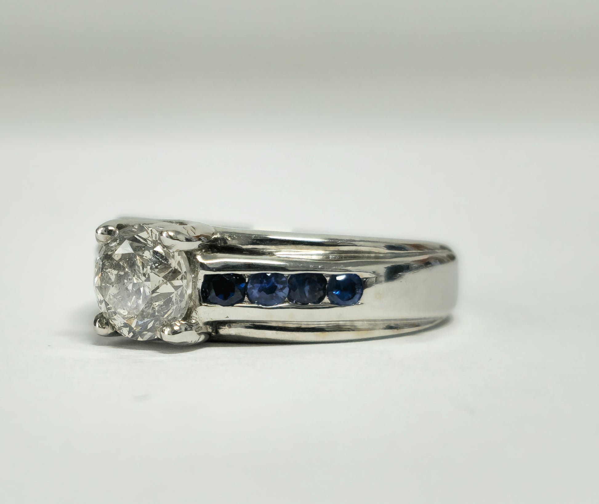 18K, 1.70 Carat Diamond and Blue Sapphire Ring - Pristine Diamonds