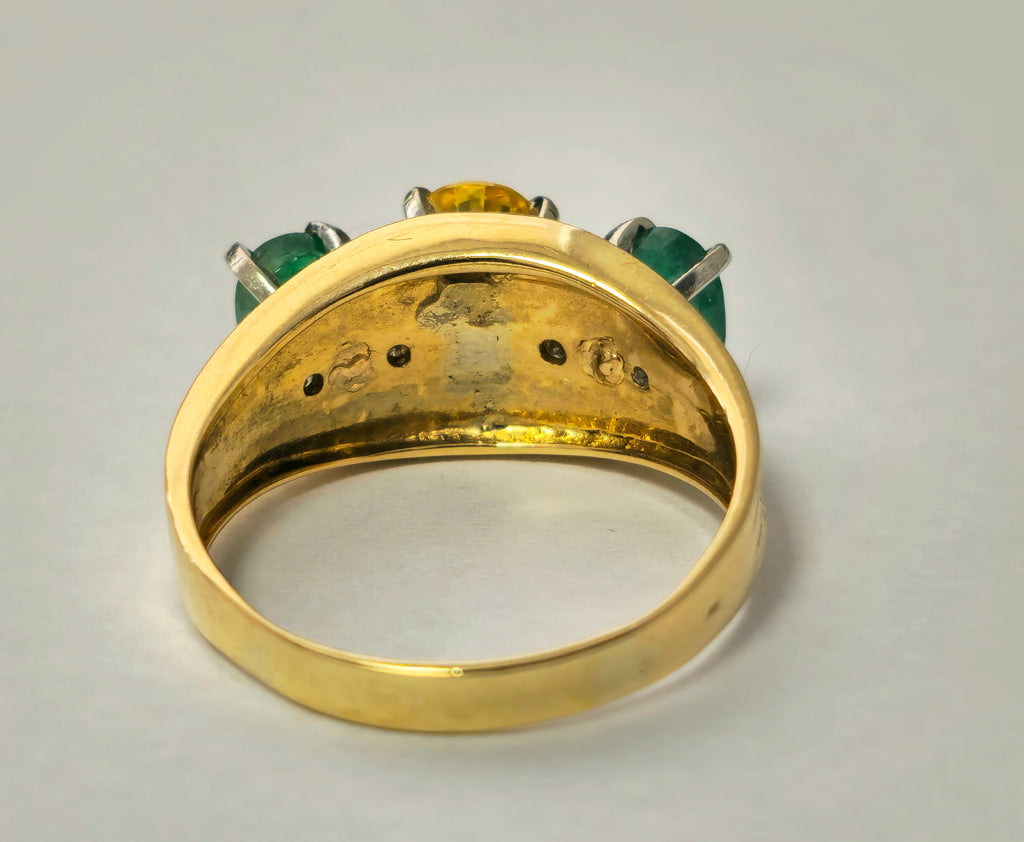 Yellow Sapphire & Emerald Cocktail Ring in 18k yellow Gold - Pristine Diamonds
