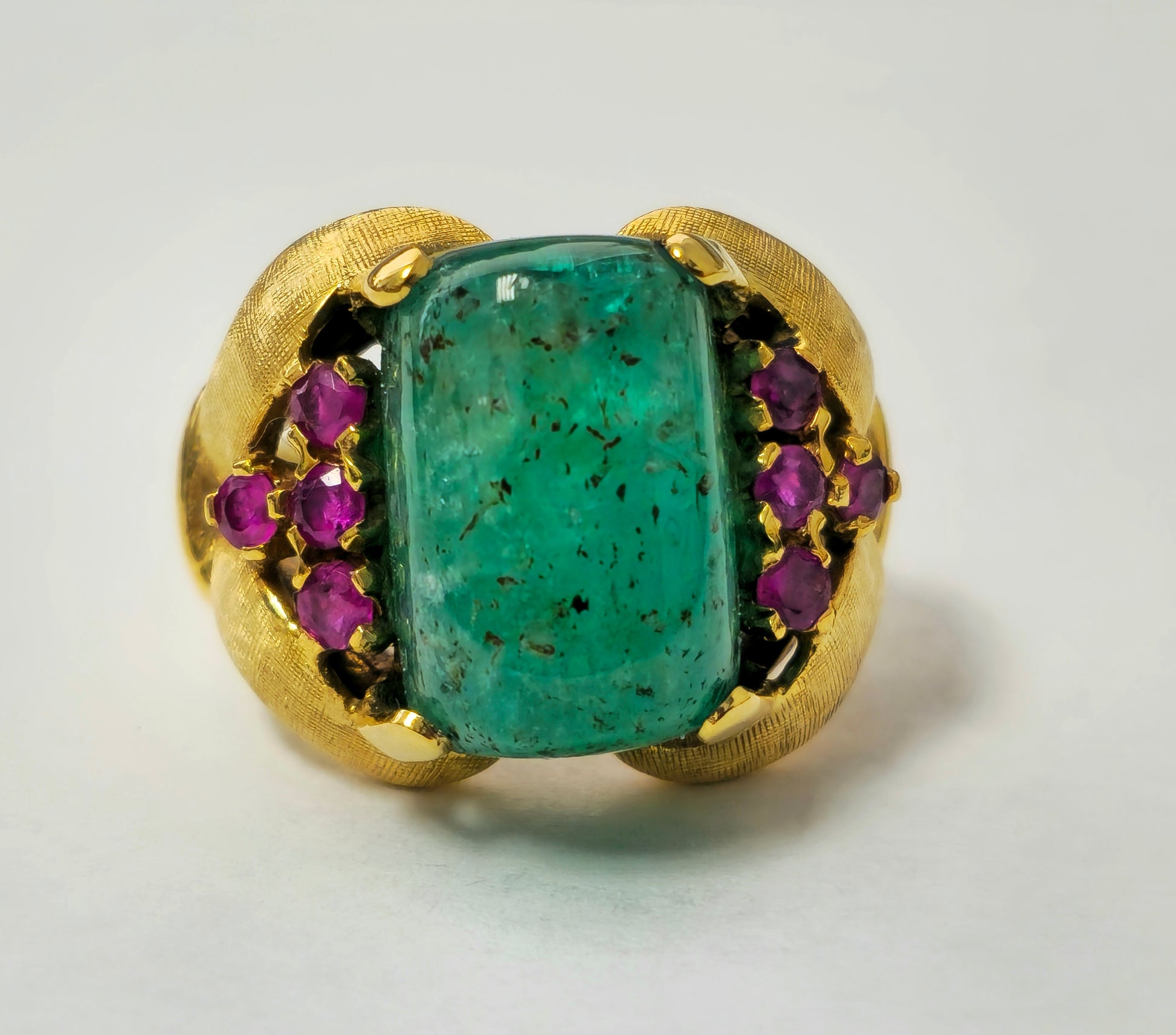 Rare 12.11 Carat Colombian Emerald & Ruby Ring in 14k Gold - Pristine Diamonds