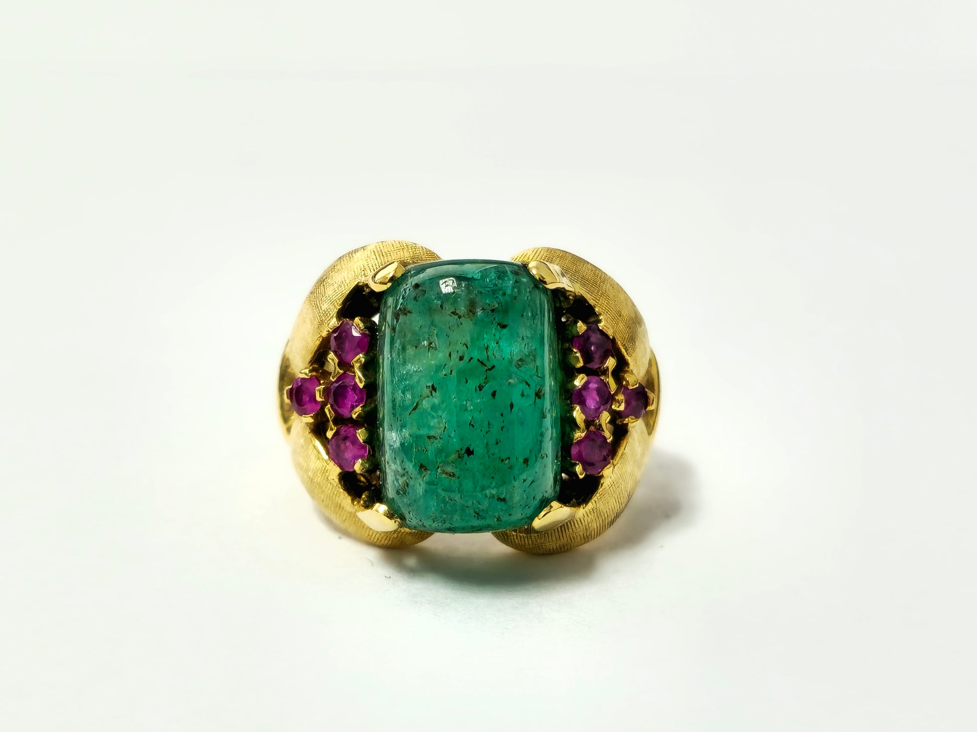 Rare 12.11 Carat Colombian Emerald & Ruby Ring in 14k Gold - Pristine Diamonds