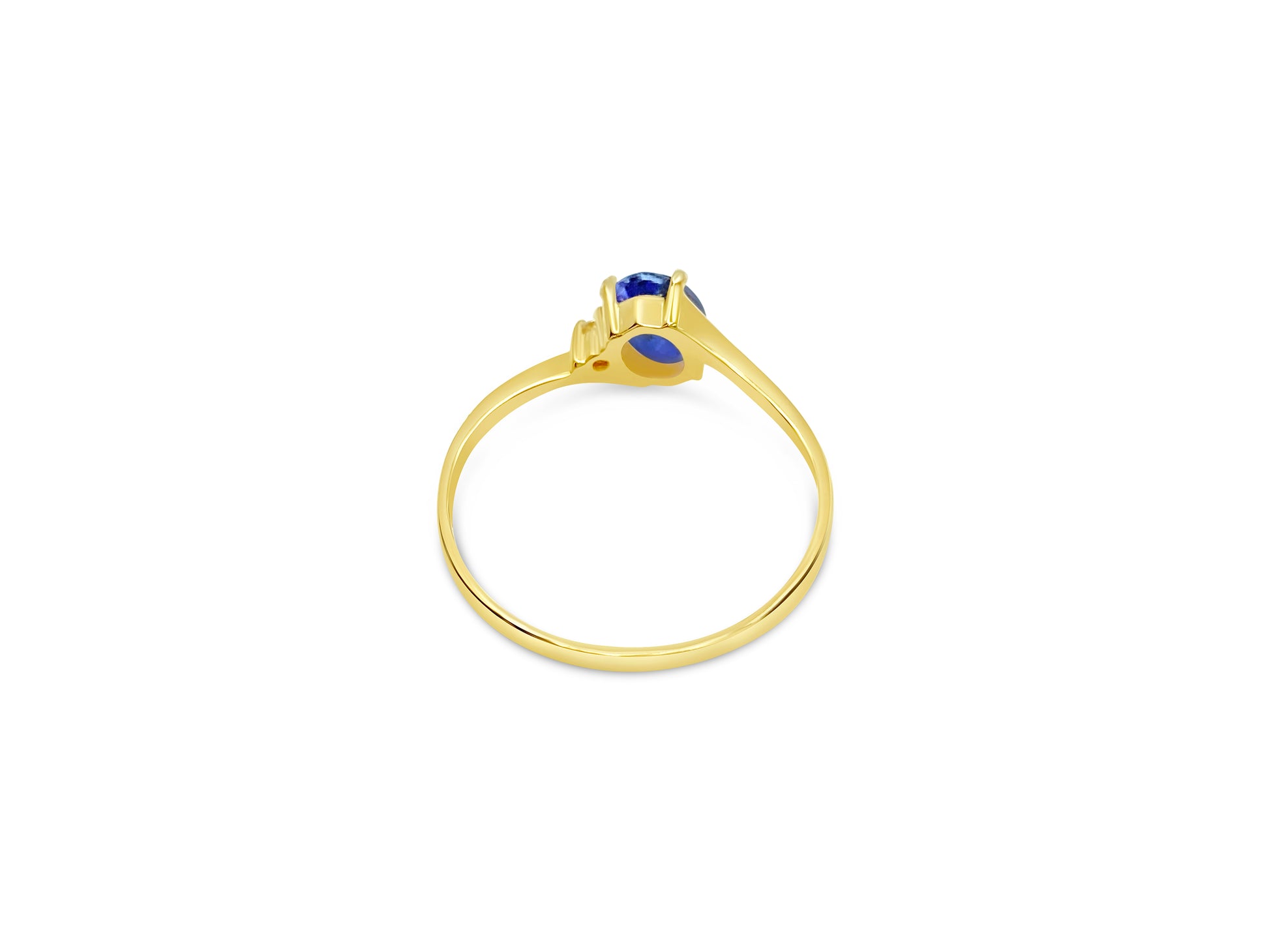 Vintage Chic Natural Blue Ring in 14k Gold - Pristine Diamonds