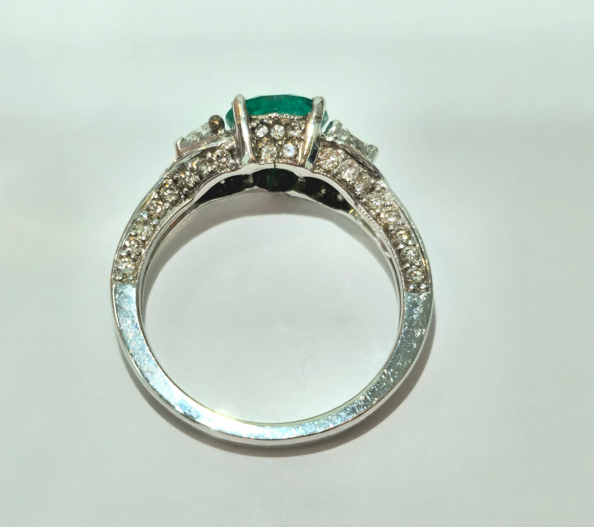 2.50 Colombian Emerald Diamond Cocktail Ring 18k Gold - Pristine Diamonds