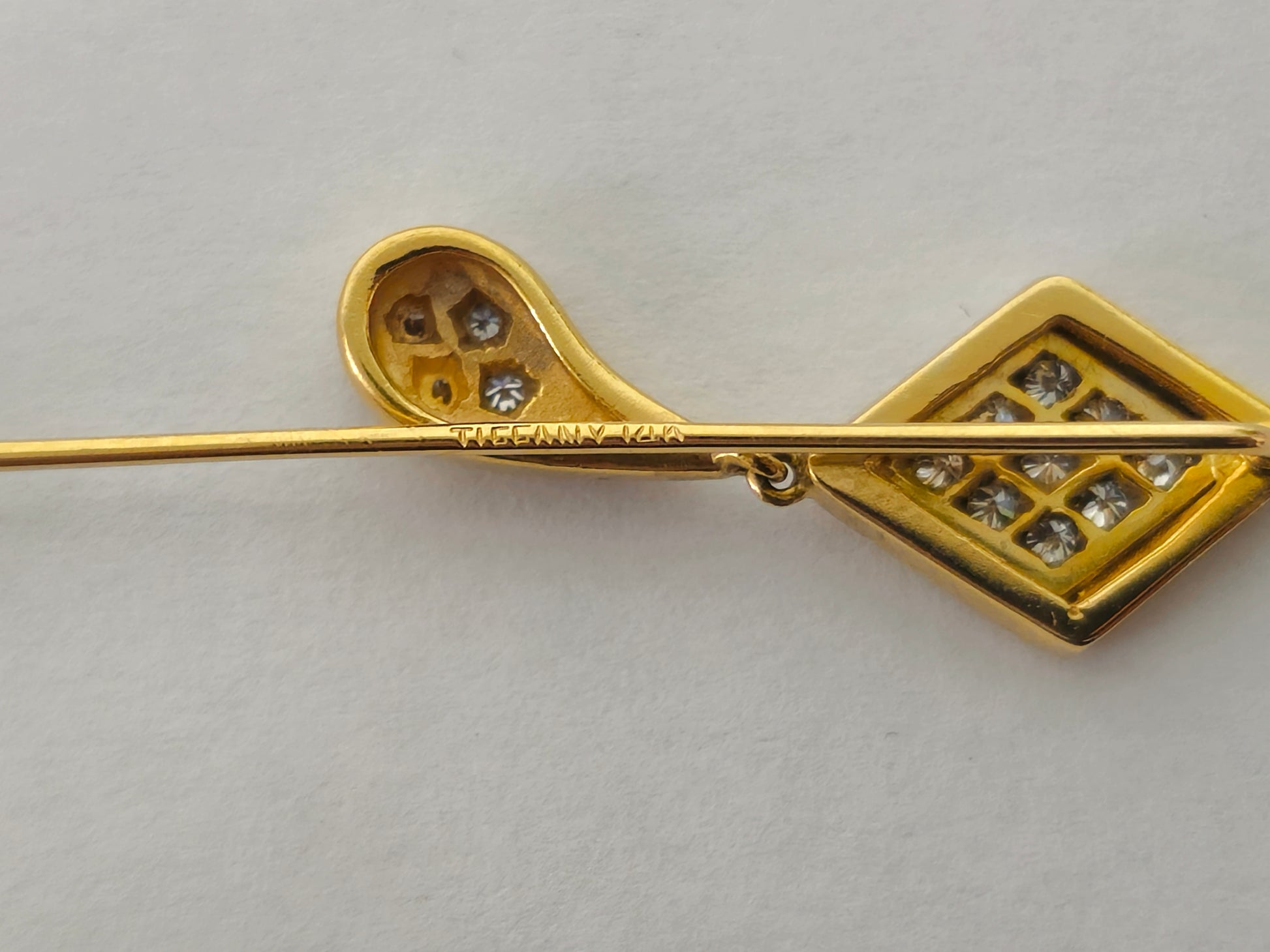 Womens, Vintage 14K Yellow Gold & Diamond Pin, - Pristine Diamonds