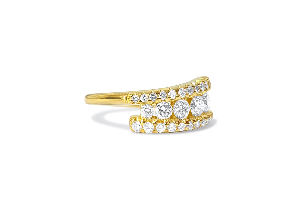 Vintage 1.10 Ct Graduating Diamond Engagement Ring for Her - Pristine Diamonds