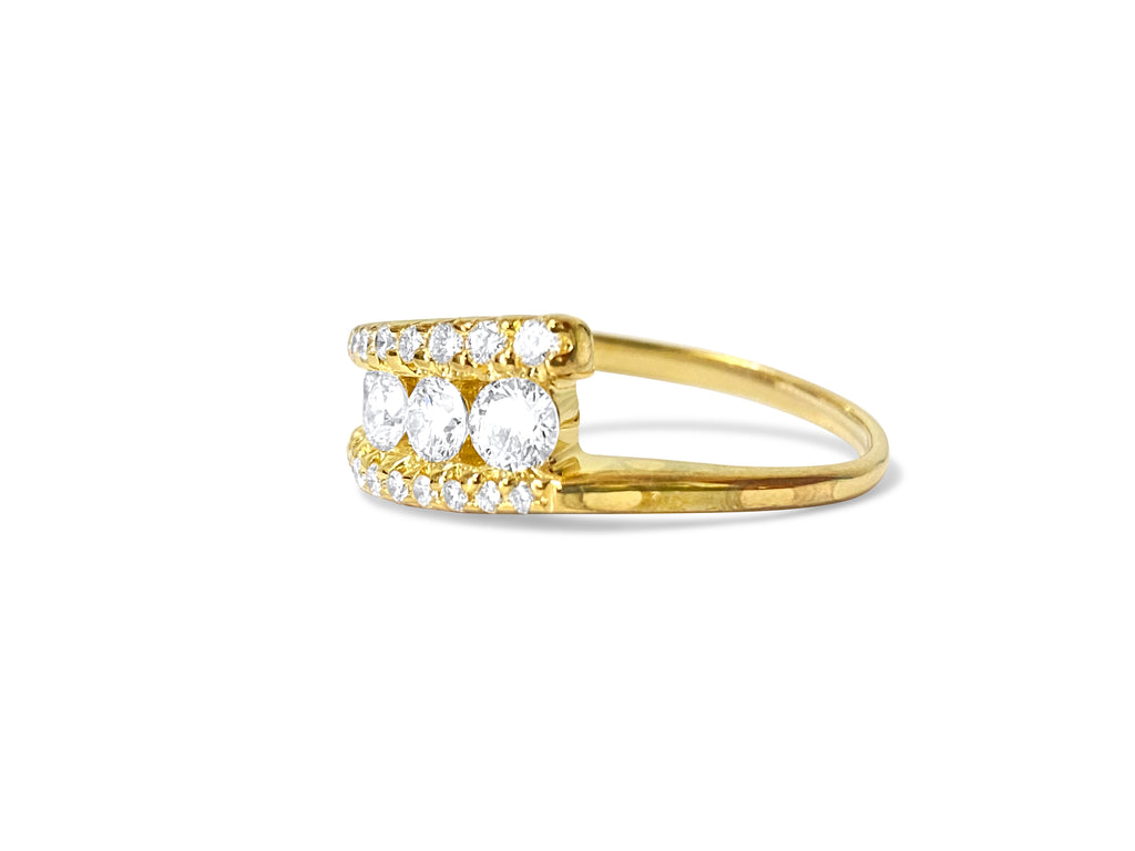 Vintage 1.10 Ct Graduating Diamond Engagement Ring for Her - Pristine Diamonds