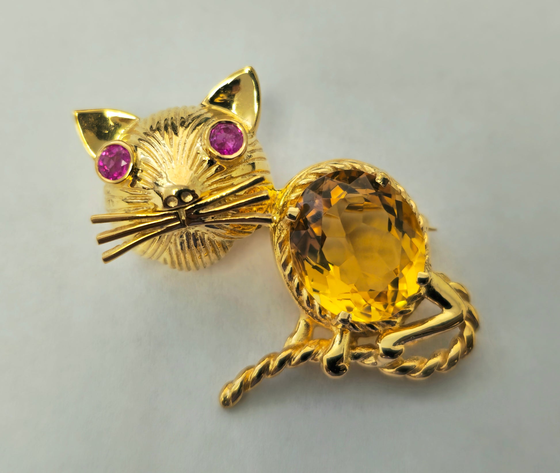 Cat Motif Ruby and Citrine Pin in 14k Yellow Gold - Pristine Diamonds