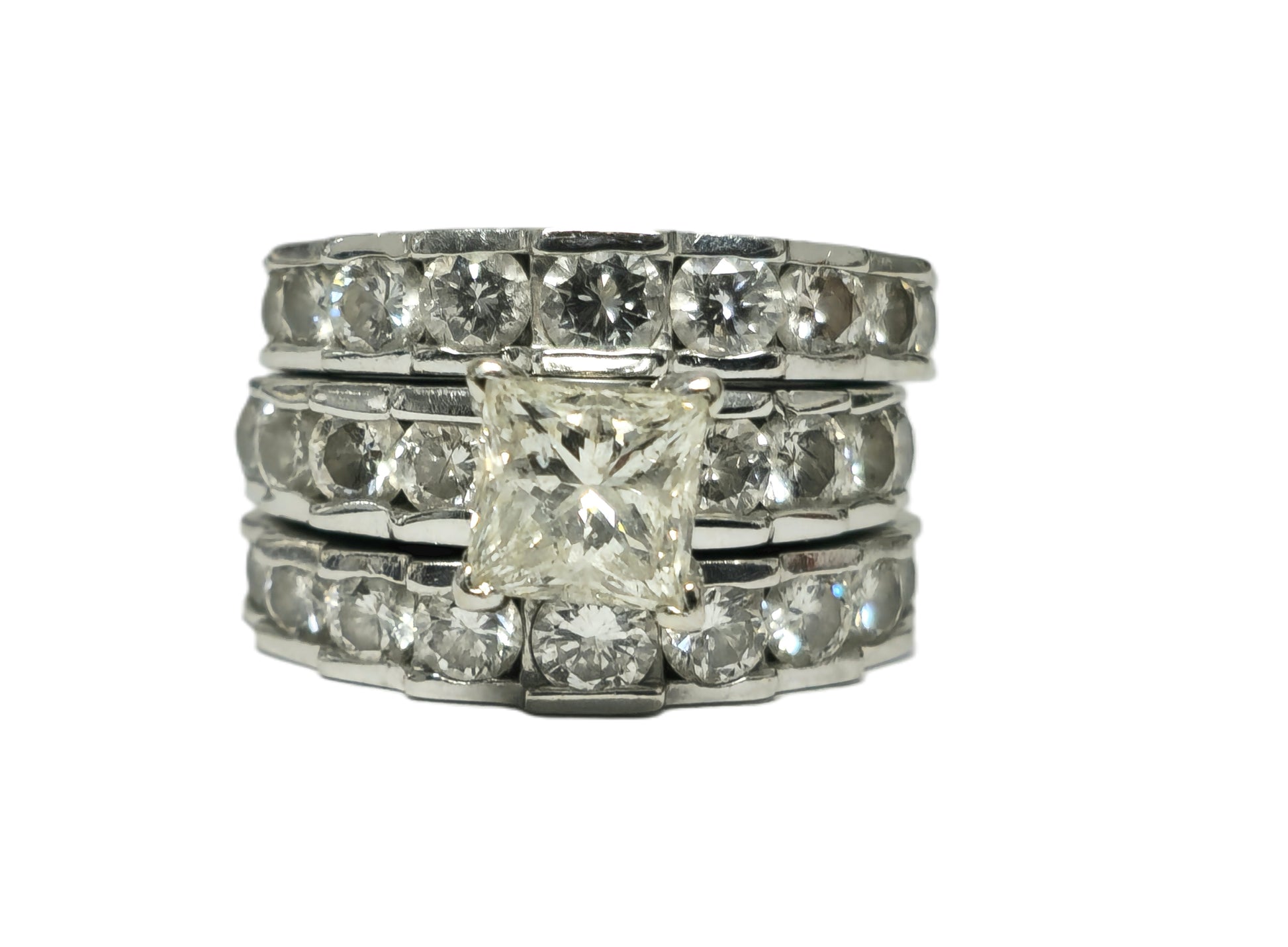 4.63 carat ENGAGEMENT RING Certified By GIA GEMOLOGIST - Pristine Diamonds