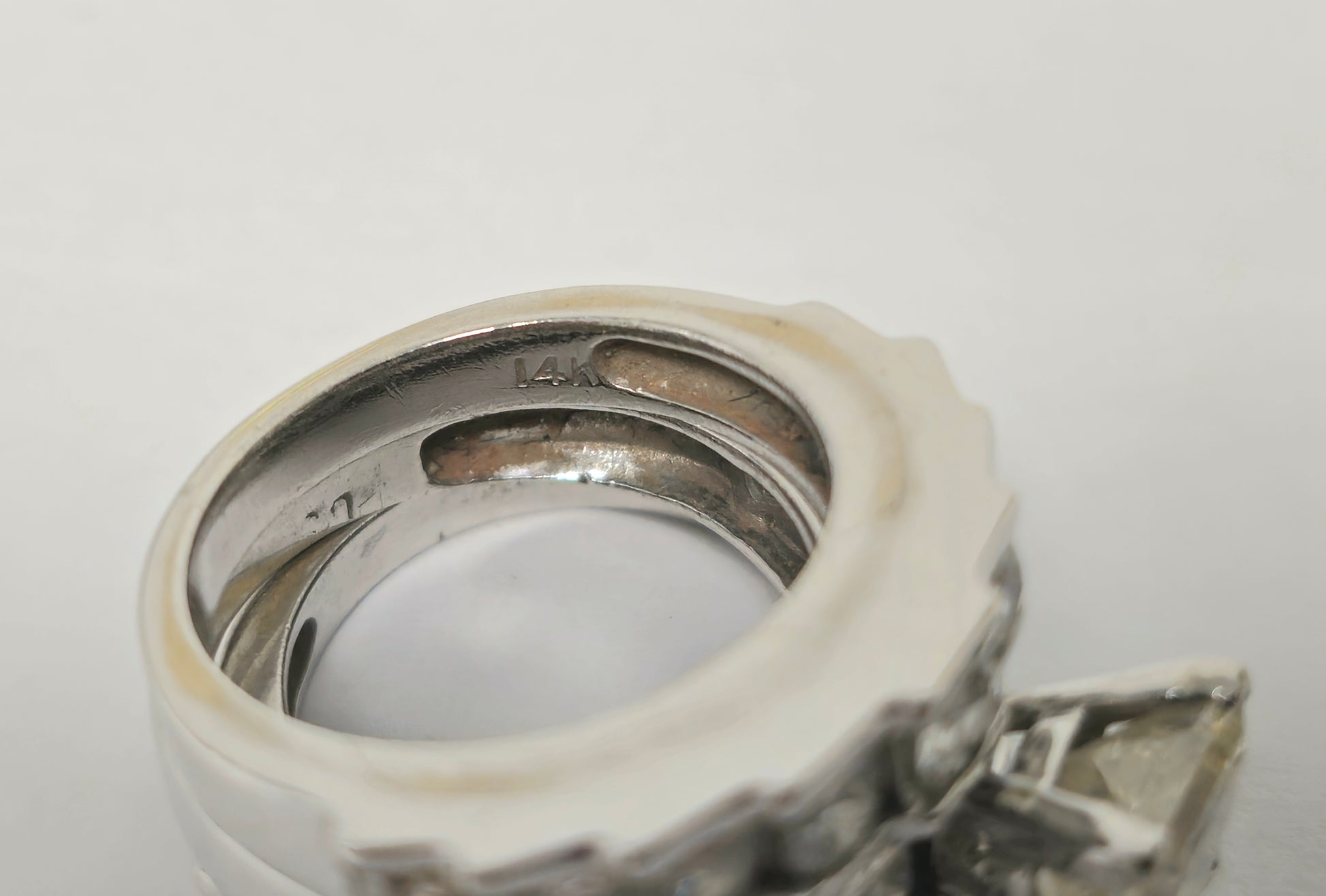 4.63 carat ENGAGEMENT RING Certified By GIA GEMOLOGIST - Pristine Diamonds