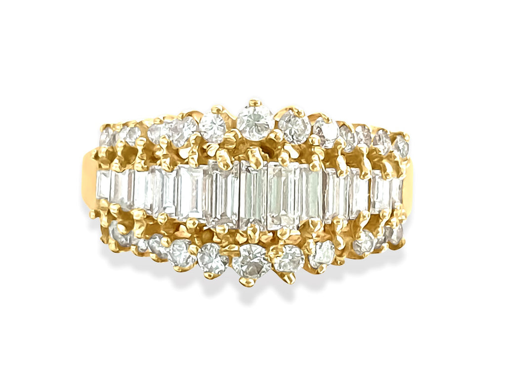 Diamond and yellow gold engagement ring with a 1.00 carat center stone, featuring elegant design and fine craftsmanship.