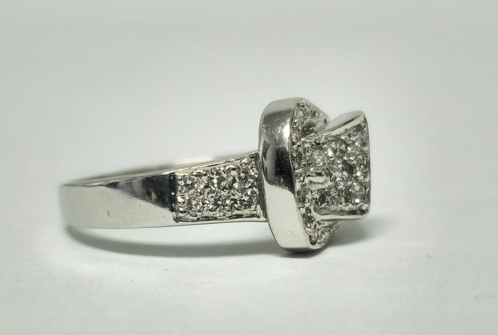 Retro 0.25 Carat Diamond Ring 14k Gold - Pristine Diamonds