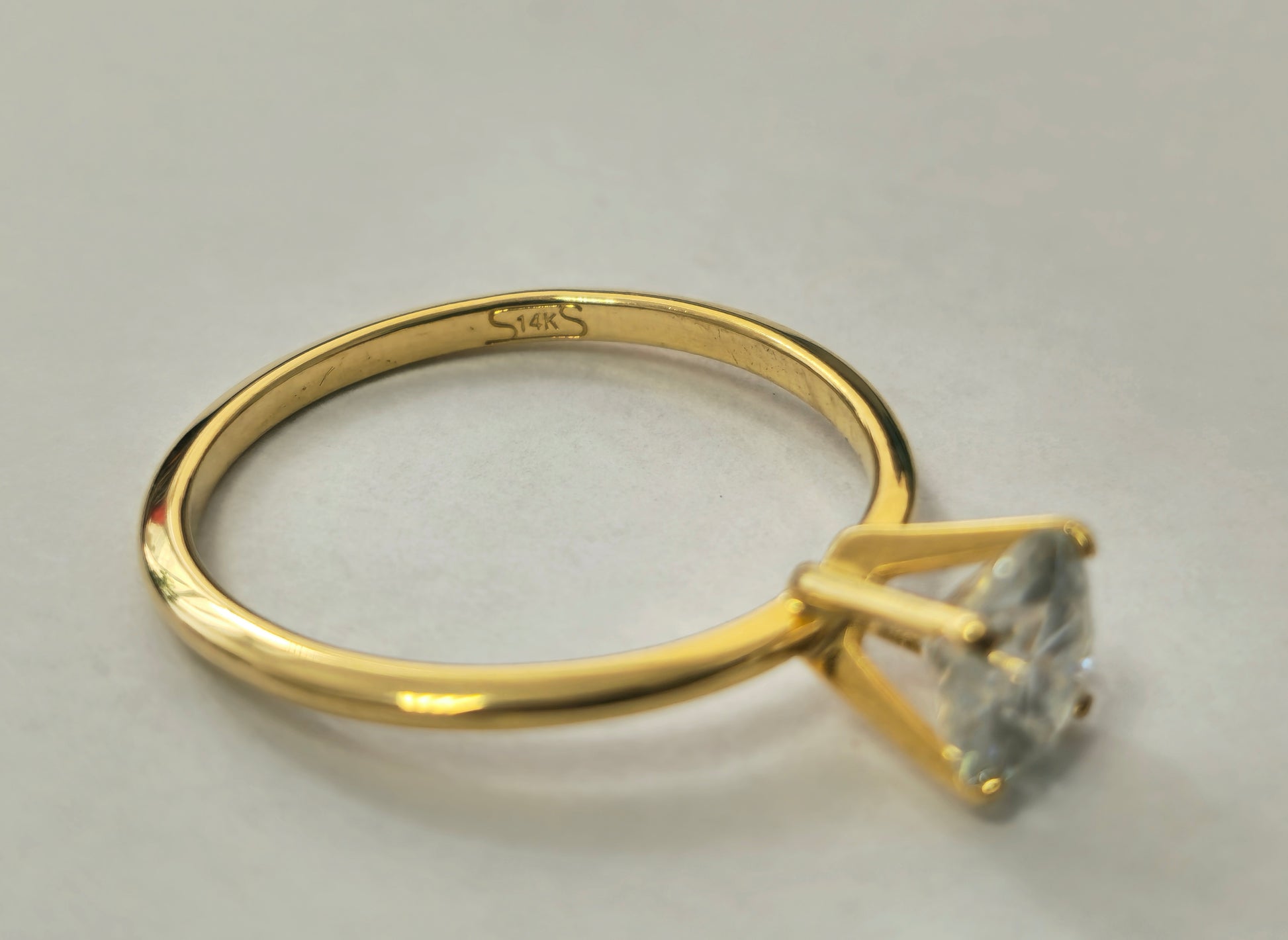 1 Carat Solitaire VS Clarity Diamond Wedding Ring - Pristine Diamonds