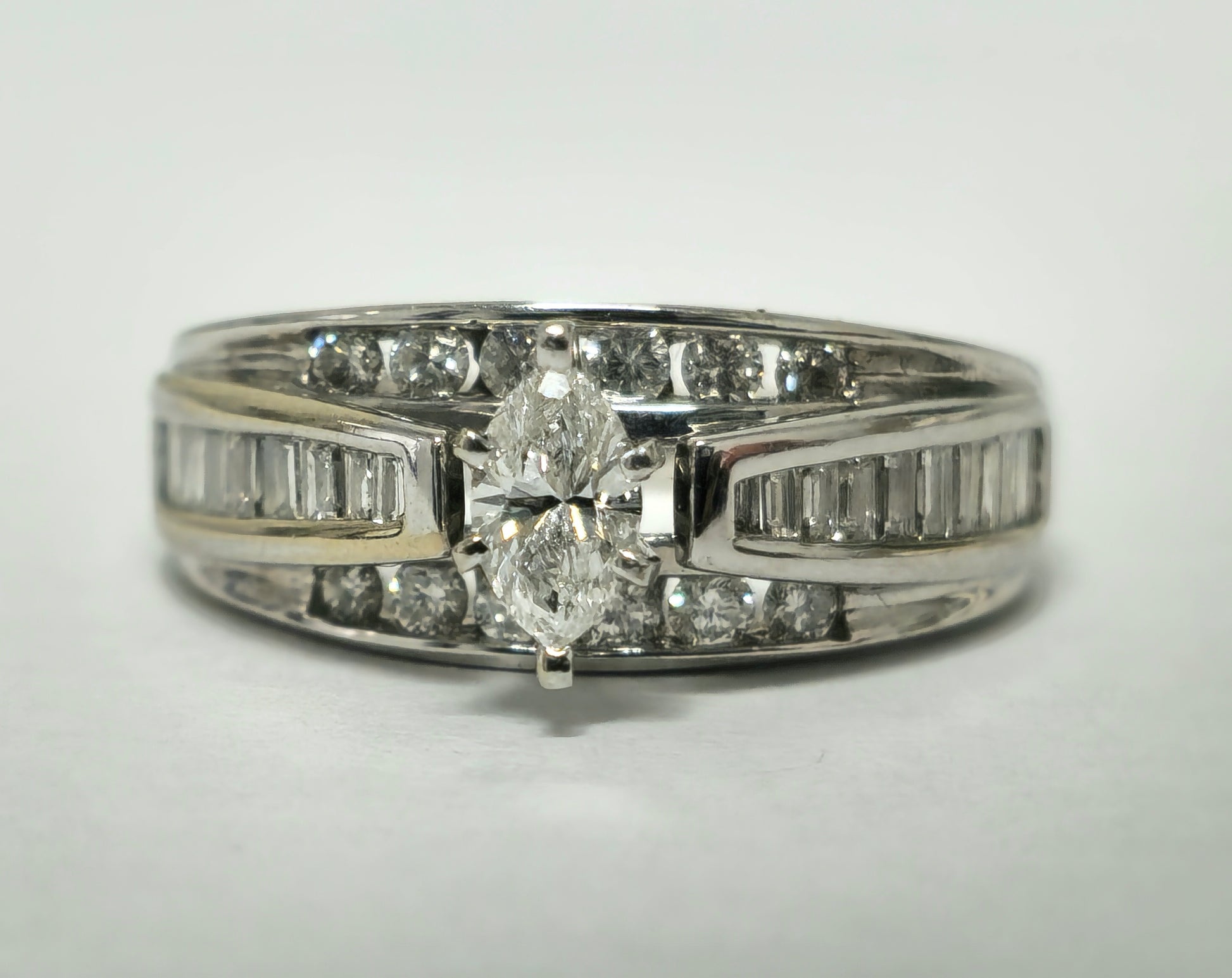 Vintage 2.40ct Diamond Gold Engagement Ring 14K Gold - Pristine Diamonds