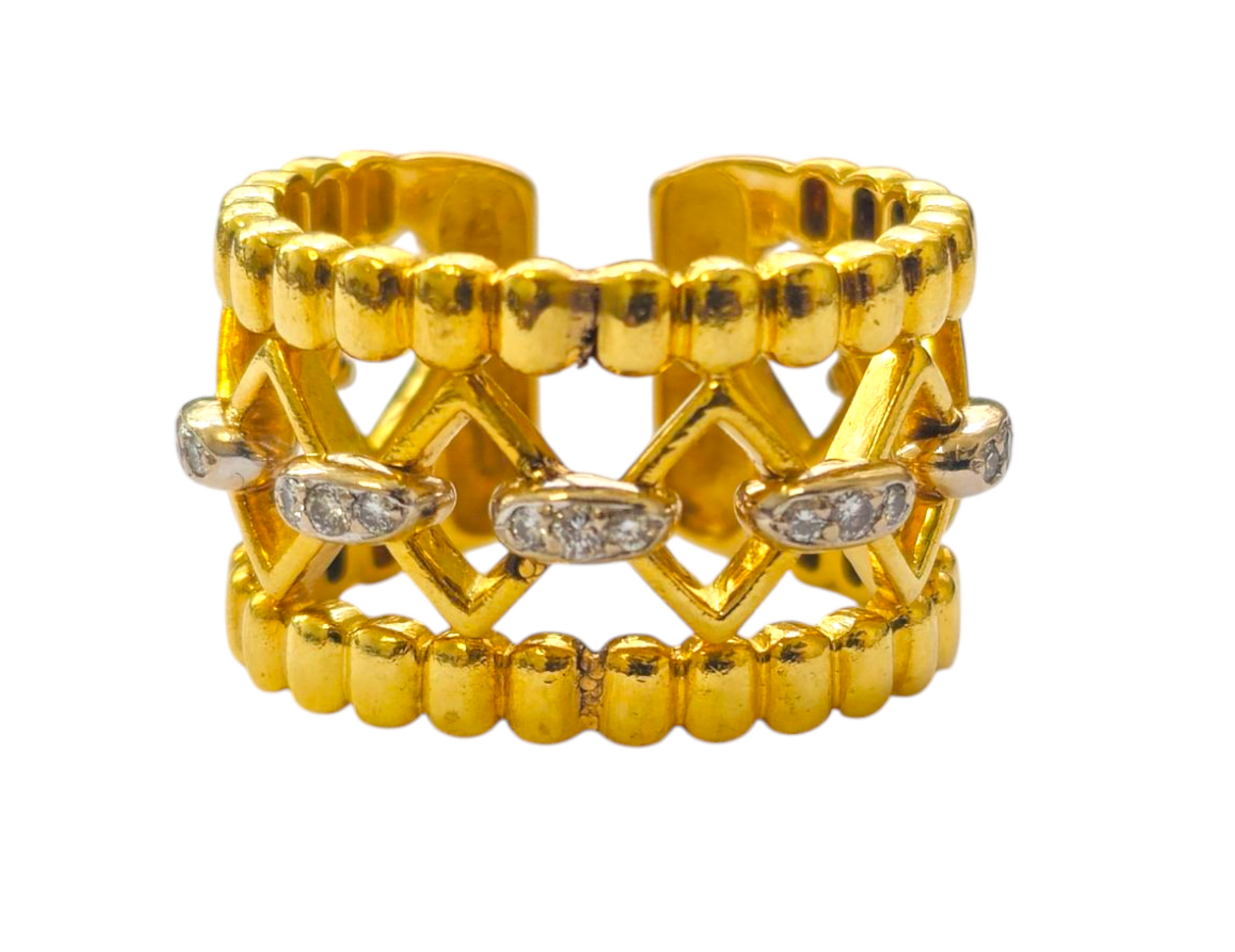 Unique Design 0.30cwt Diamond Band in 18k Yellow Gold