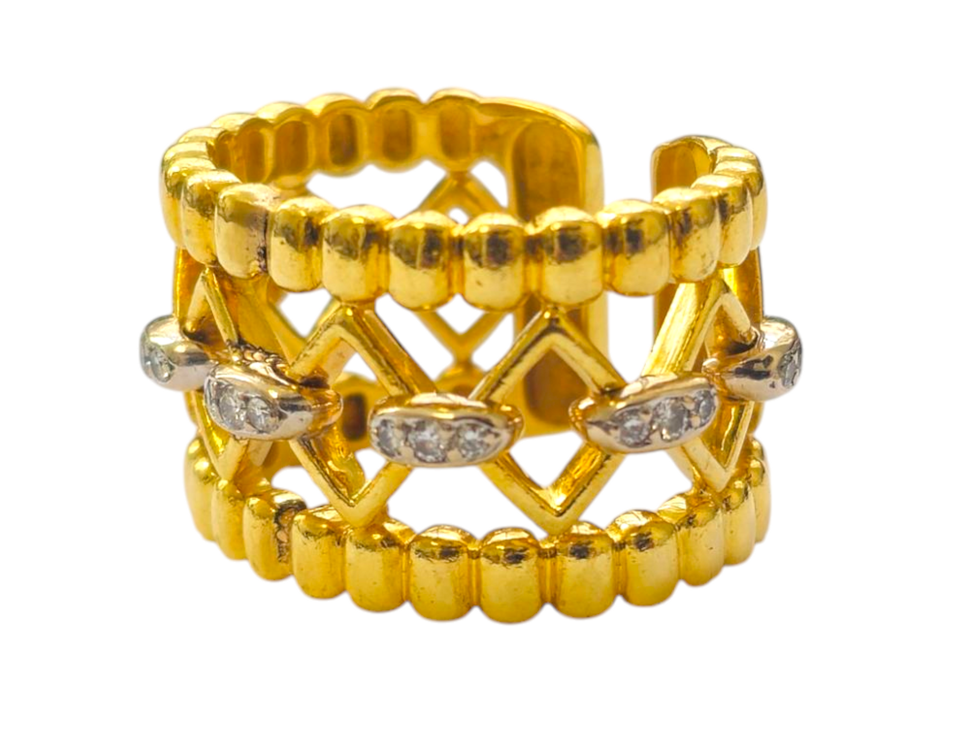 Unique Design 0.30cwt Diamond Band in 18k Yellow Gold