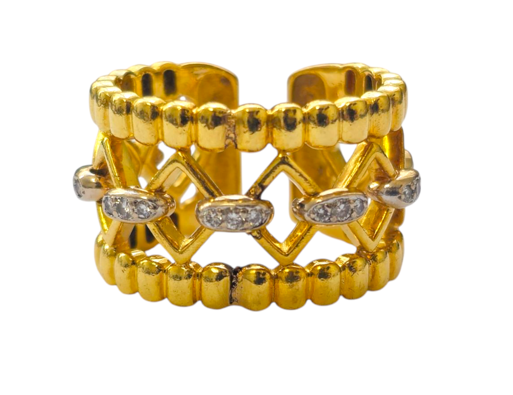 Unique Design 0.30cwt Diamond Band in 18k Yellow Gold
