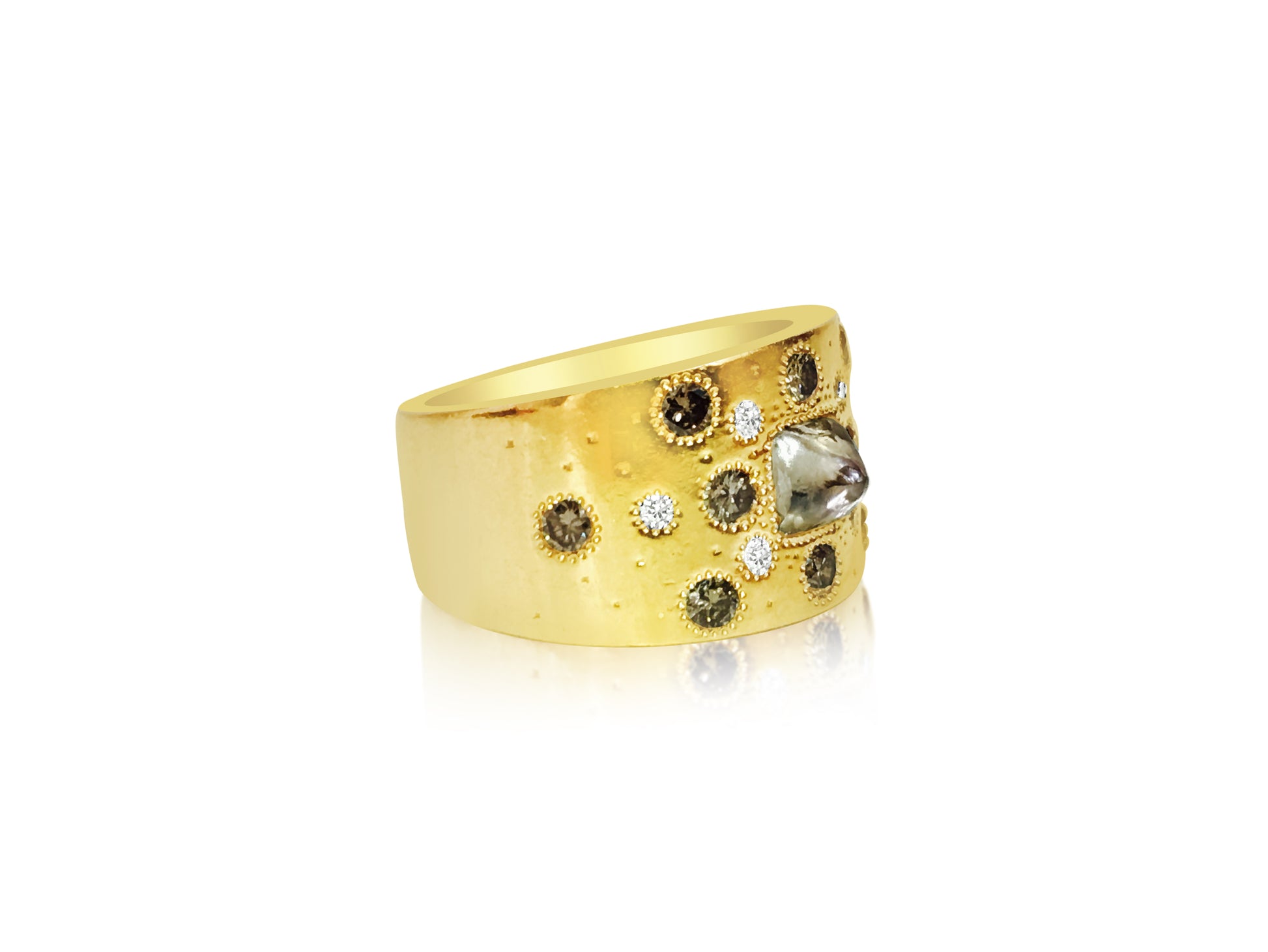 De Beers 18K yellow gold ring with rough diamond accent, showcasing a luxurious and unique jewelry design.