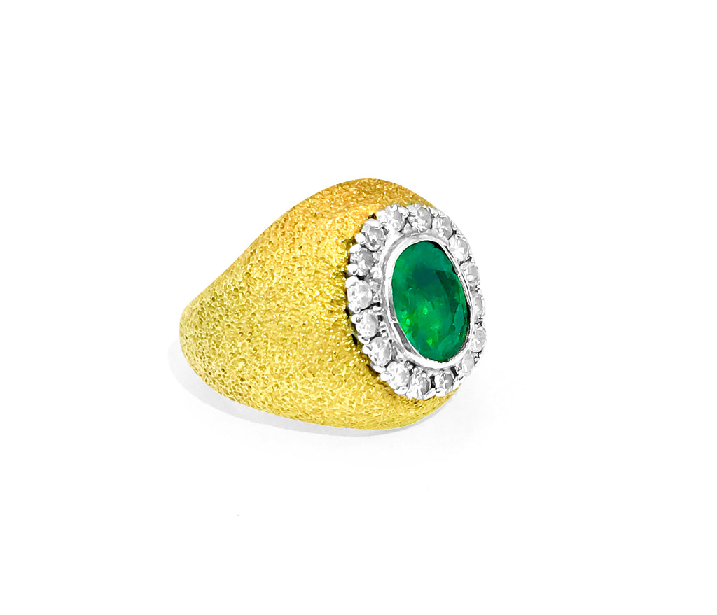 18k gold vintage ring featuring a 2.5 ct emerald and diamond accents, crafted by Prince The Jeweler.