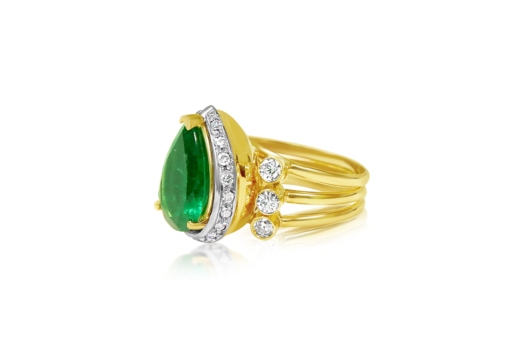 18K Made In Italy Emerald Diamond Cocktail Ring