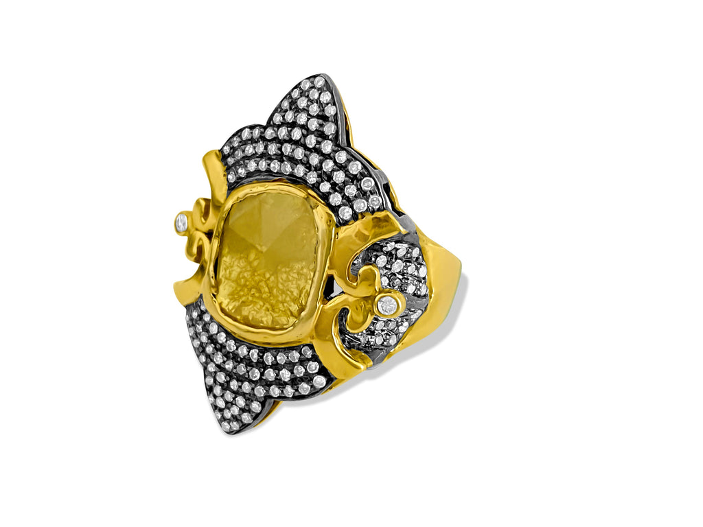 14K yellow and black gold antique diamond ring with 3.25 carats, showcasing intricate design and sparkling diamonds.
