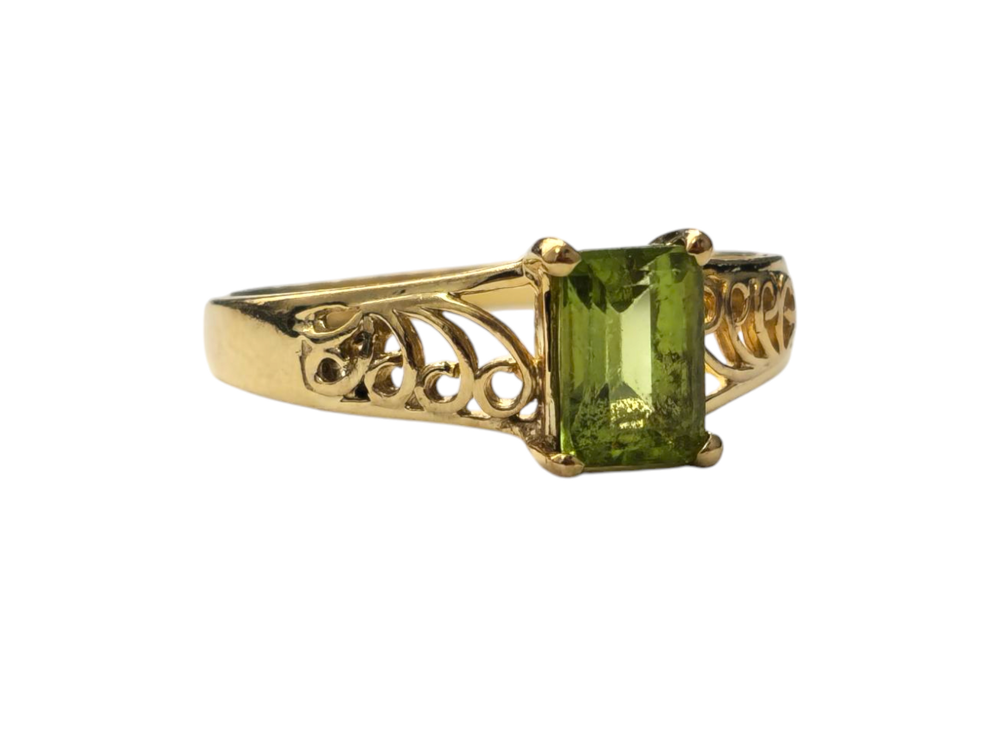1.8ct Green Peridot Ring in 10k Yellow Gold