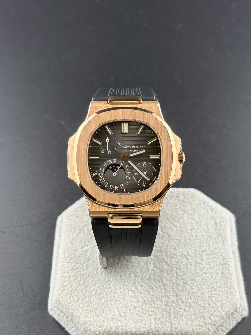Patek Philippe Nautilus 5712R