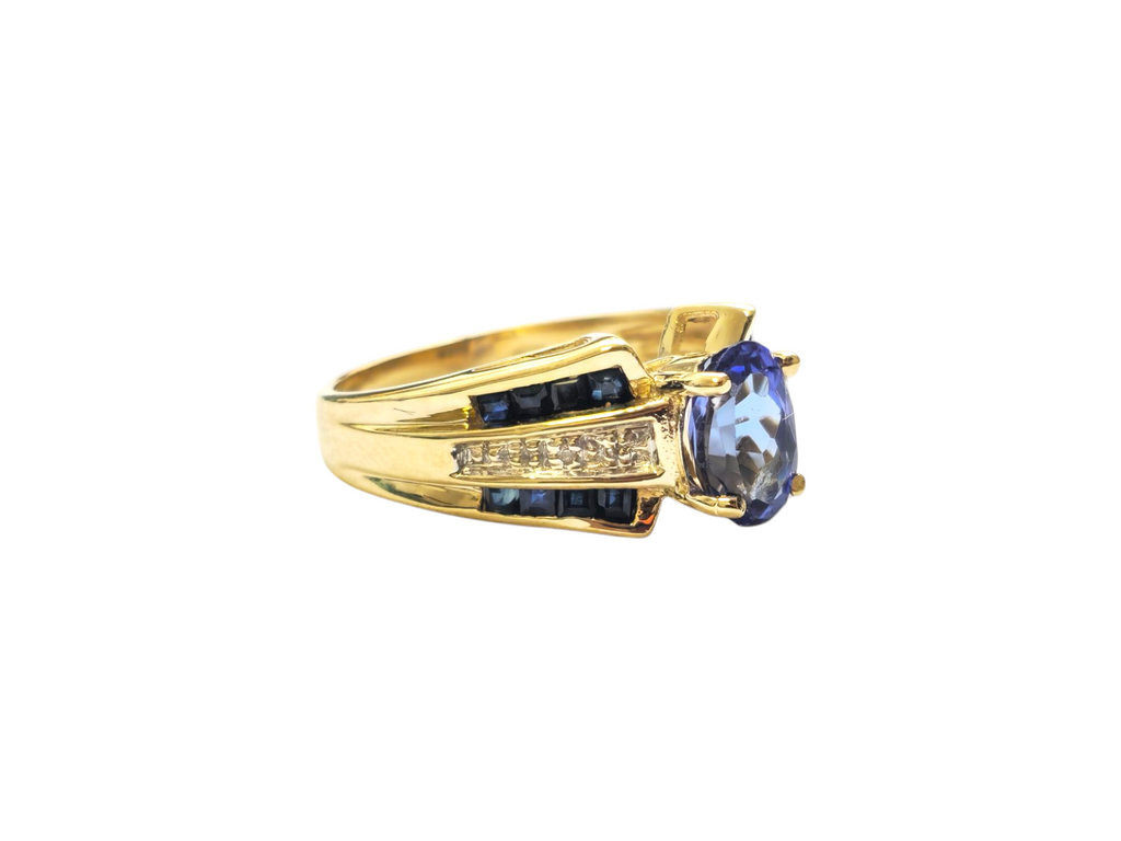 Natural 1.50 Carat Tanzanite & Diamond Ring