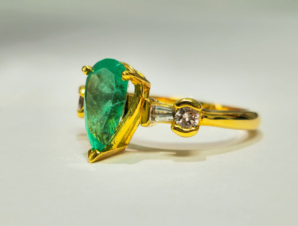Womens 14K Yellow Gold, 2.30CT Diamond & Emerald Ring - Pristine Diamonds