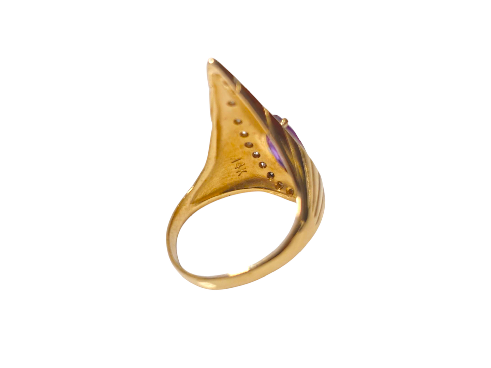 Art Deco Amethyst & Diamond Ring in 14k Gold.