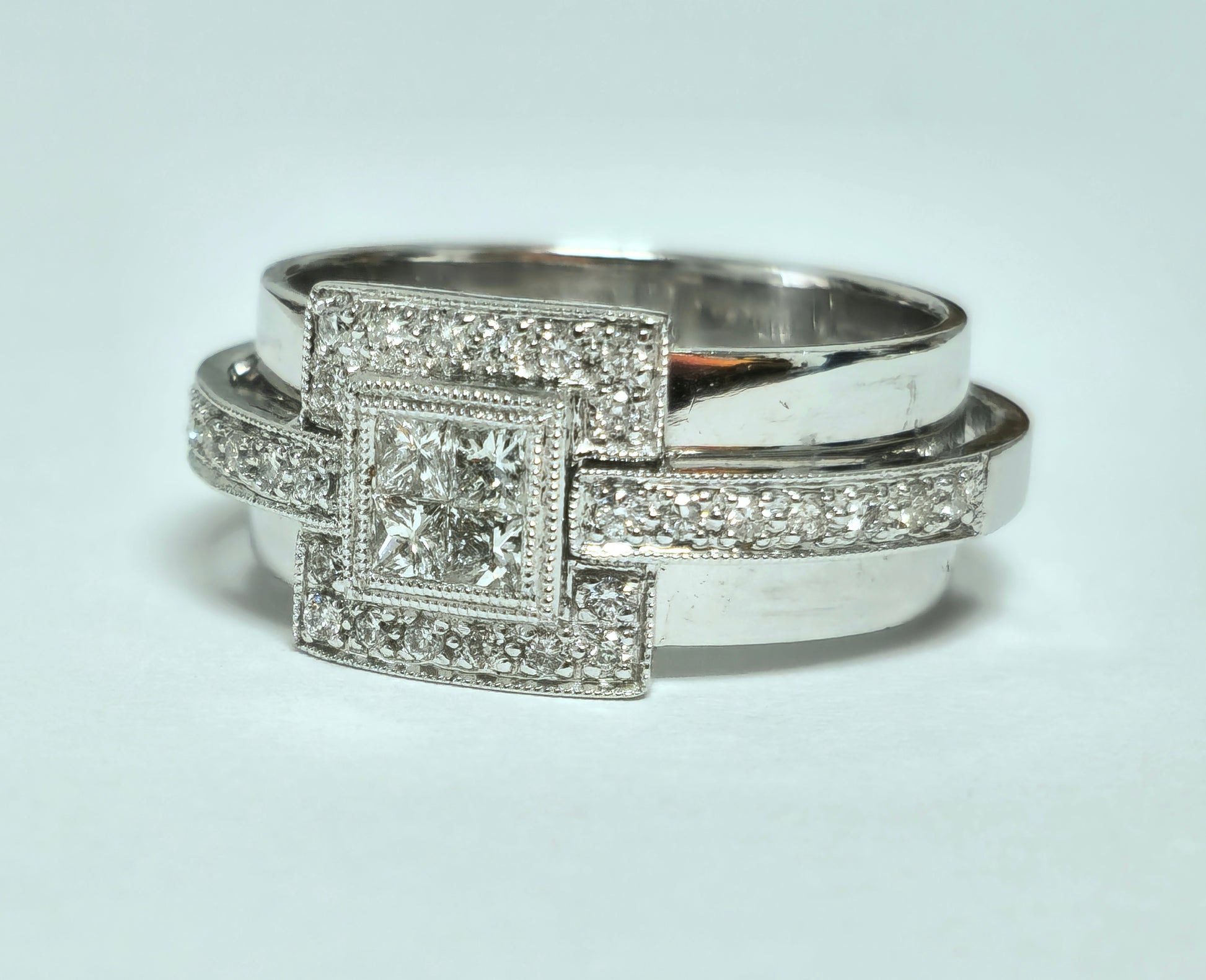 Unisex, 14K White Gold & 1.00ct Diamond Ring. - Pristine Diamonds
