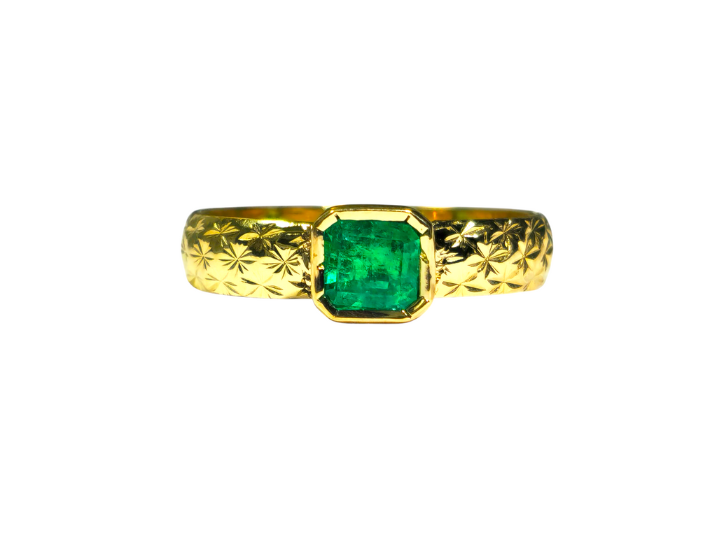 1 Carat Natural Emerald Band in 18k Gold