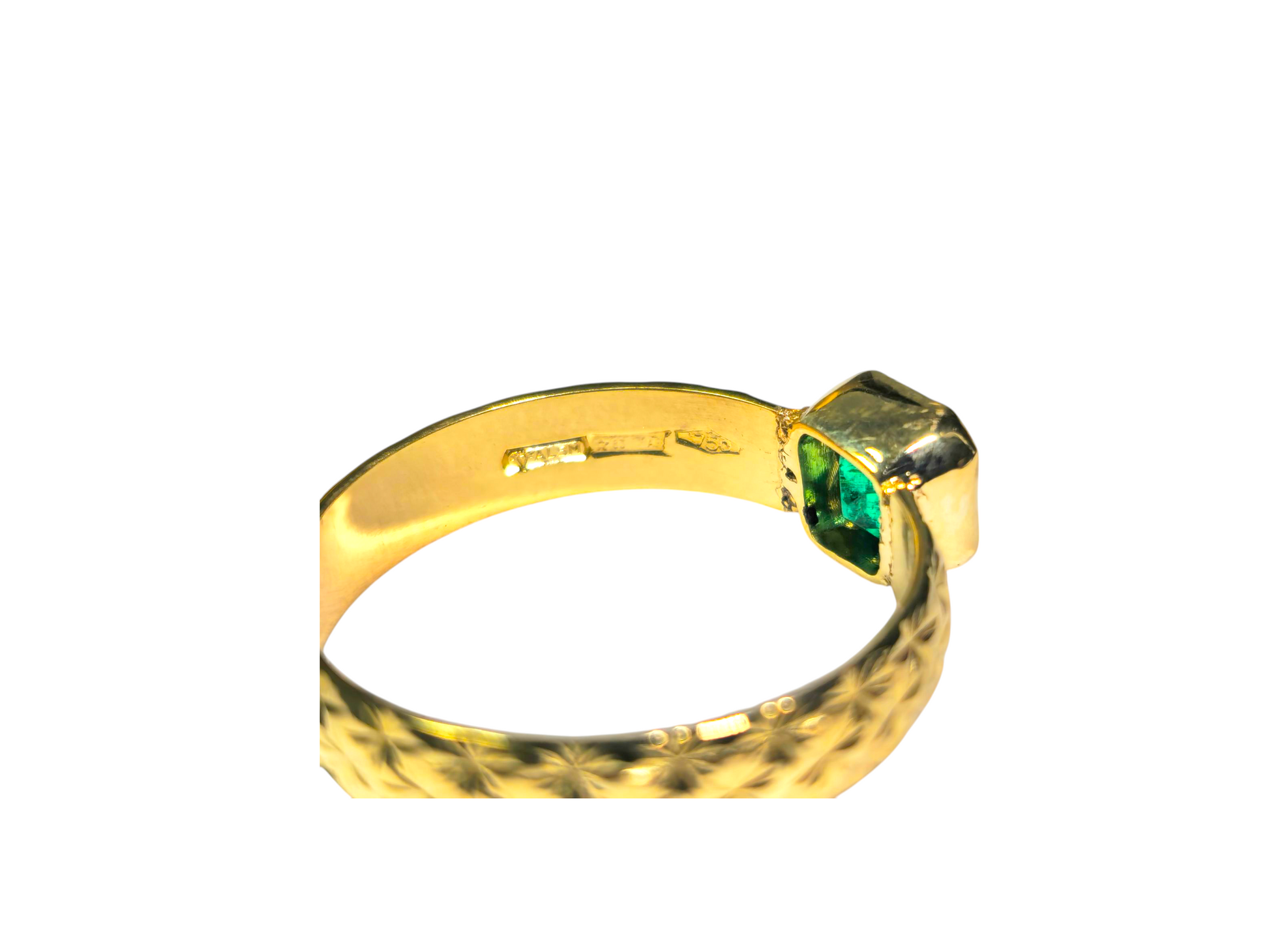 1 Carat Natural Emerald Band in 18k Gold