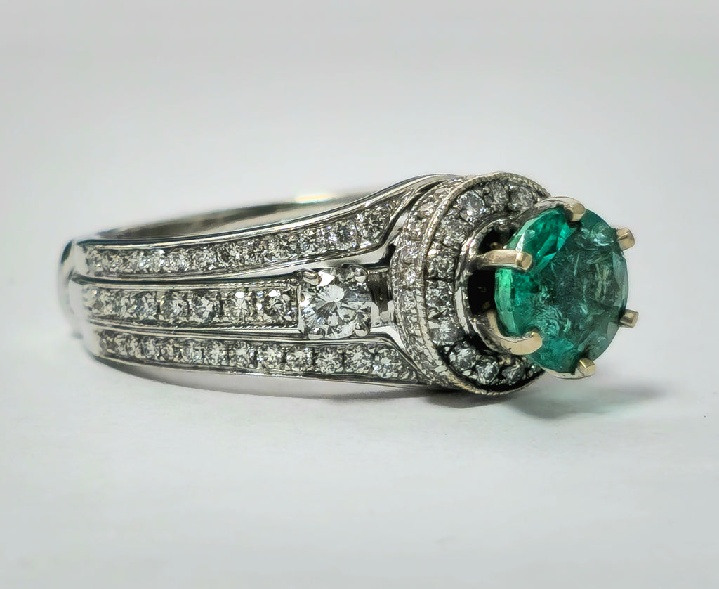 Art Deco, Emerald & Diamond Ring in 14k White Gold. - Pristine Diamonds