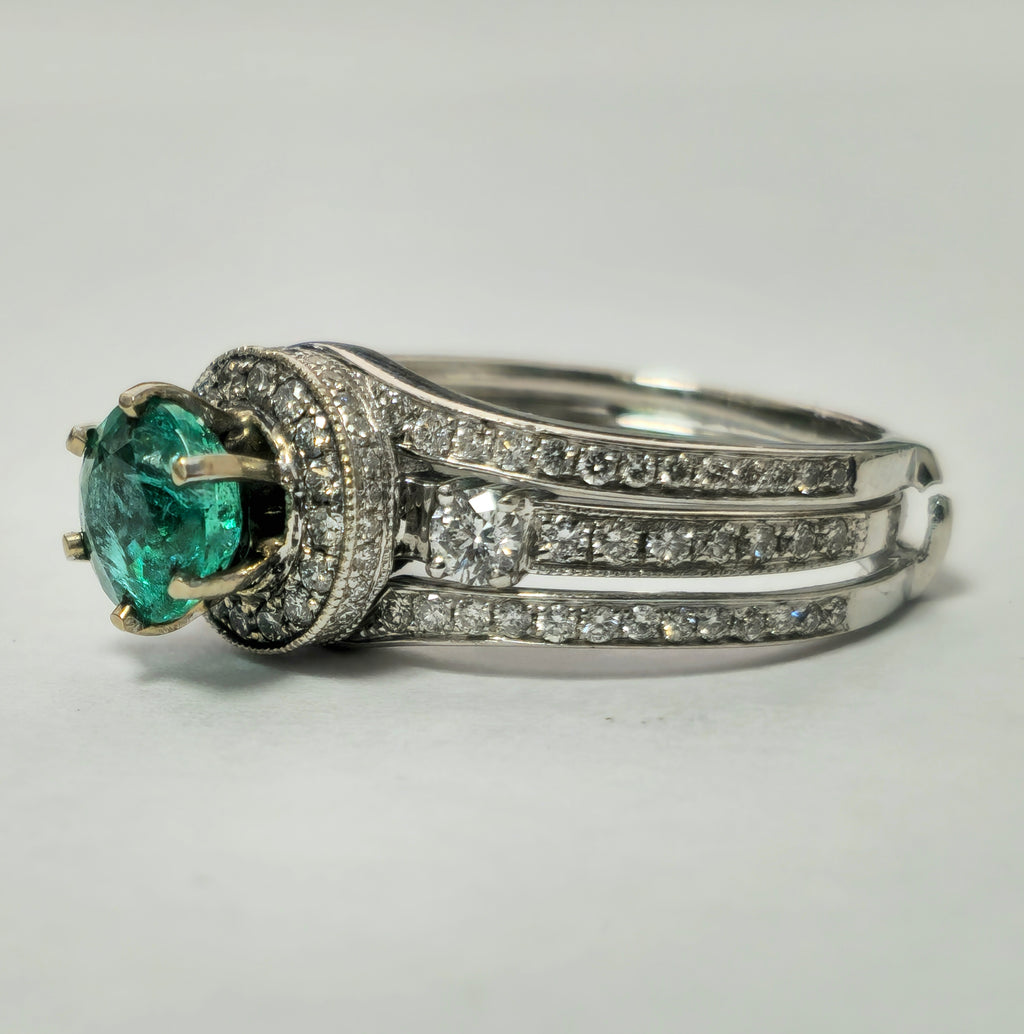 Art Deco, Emerald & Diamond Ring in 14k White Gold. - Pristine Diamonds