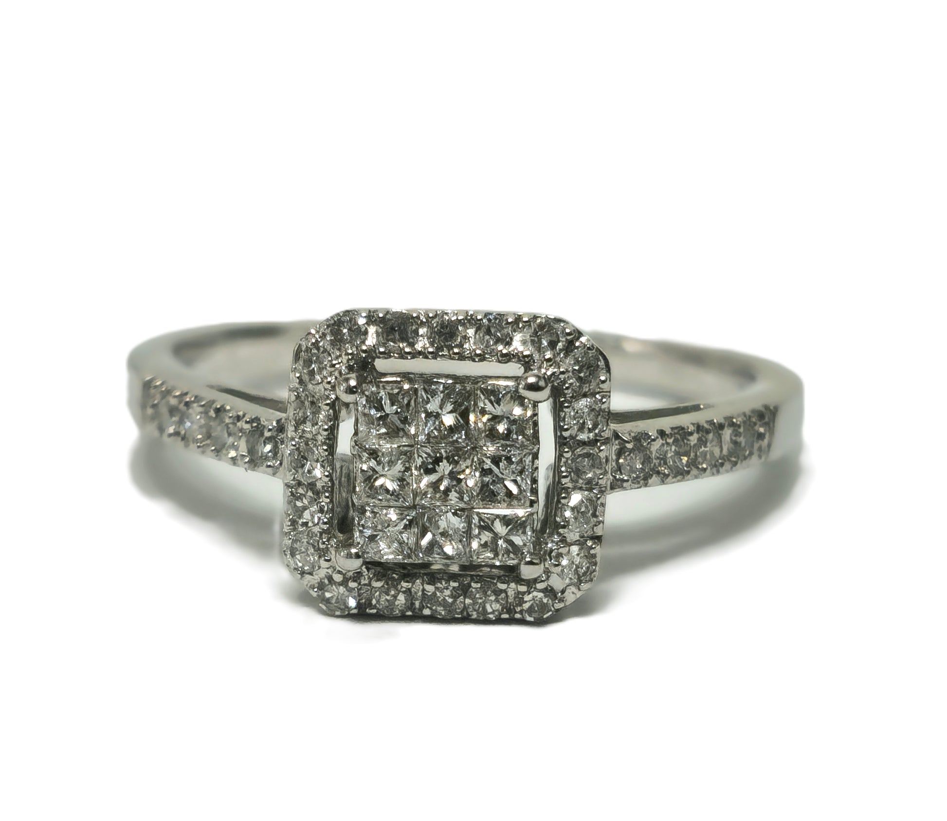 Womens 0.75ct Diamond & Gold Ring. Vintage Piece. - Pristine Diamonds