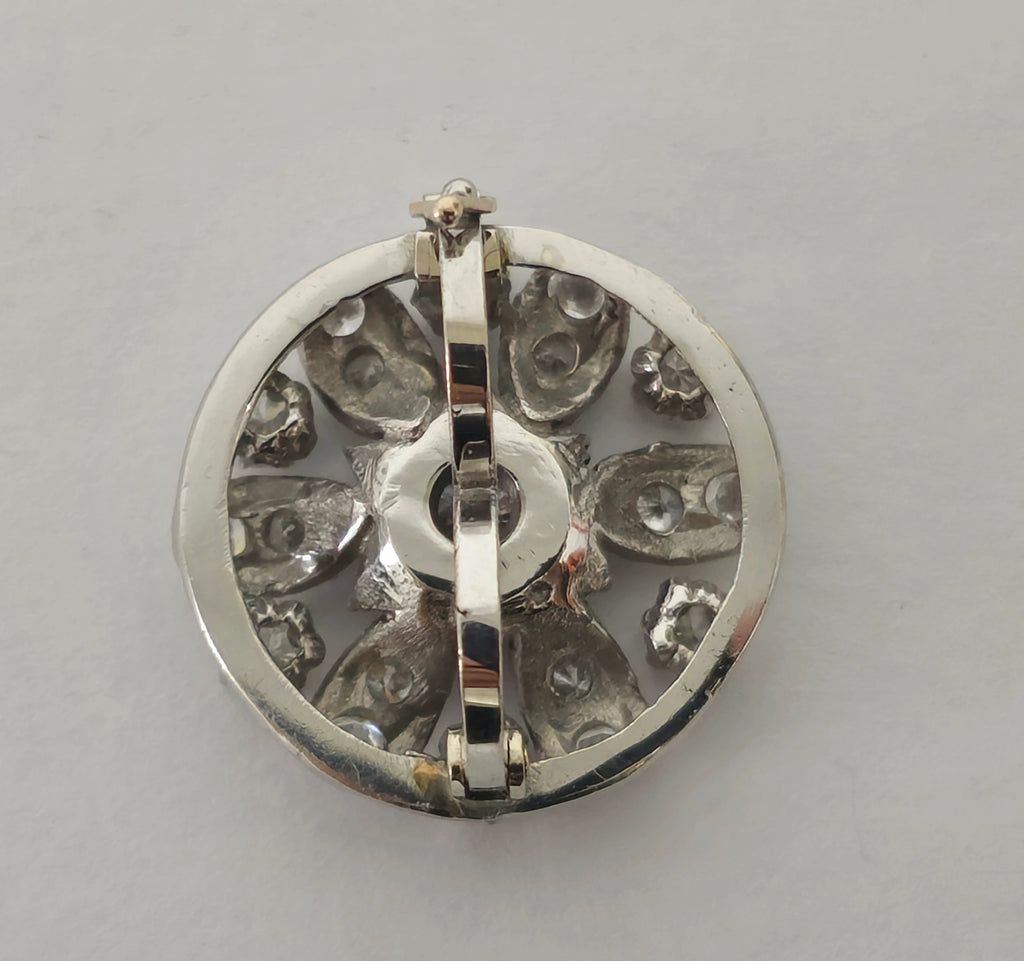 Antique, 1.75ct Diamond & Platinum Womens Pin.
