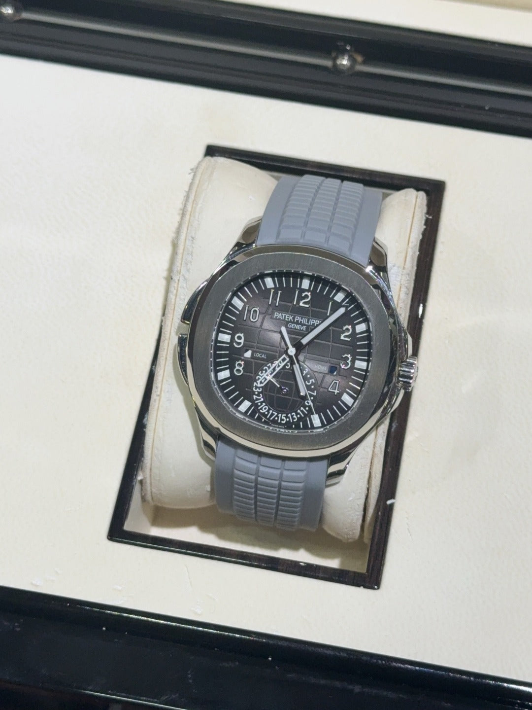 PatekPhilippe5164 - Pristine Diamonds