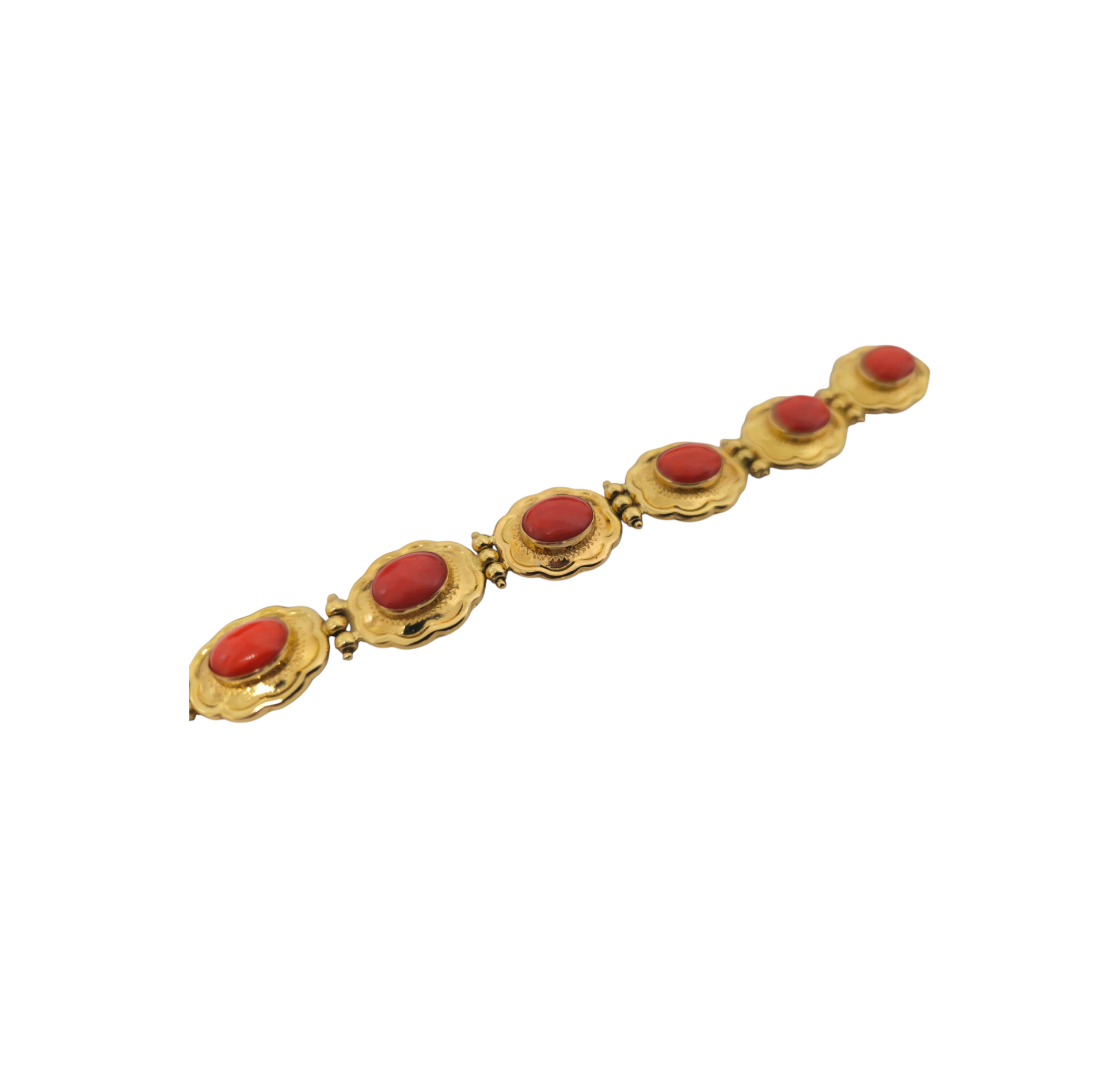 RARE 27 Carat Coral Bracelet in 18k Yellow Gold