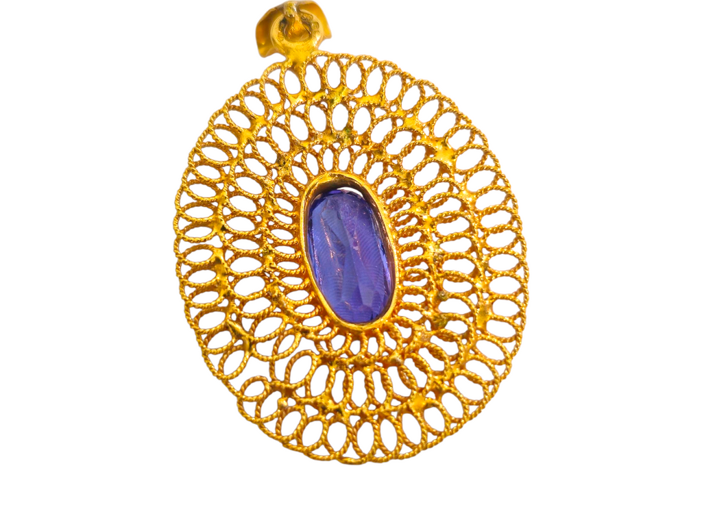 Rare Middle Eastern 3 Carat Tanzanite Pendant in 20k Gold