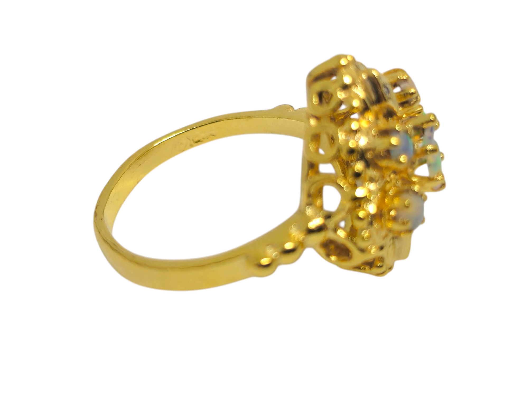 Vintage Heart Motif Opal Ring in 14k Yellow Gold