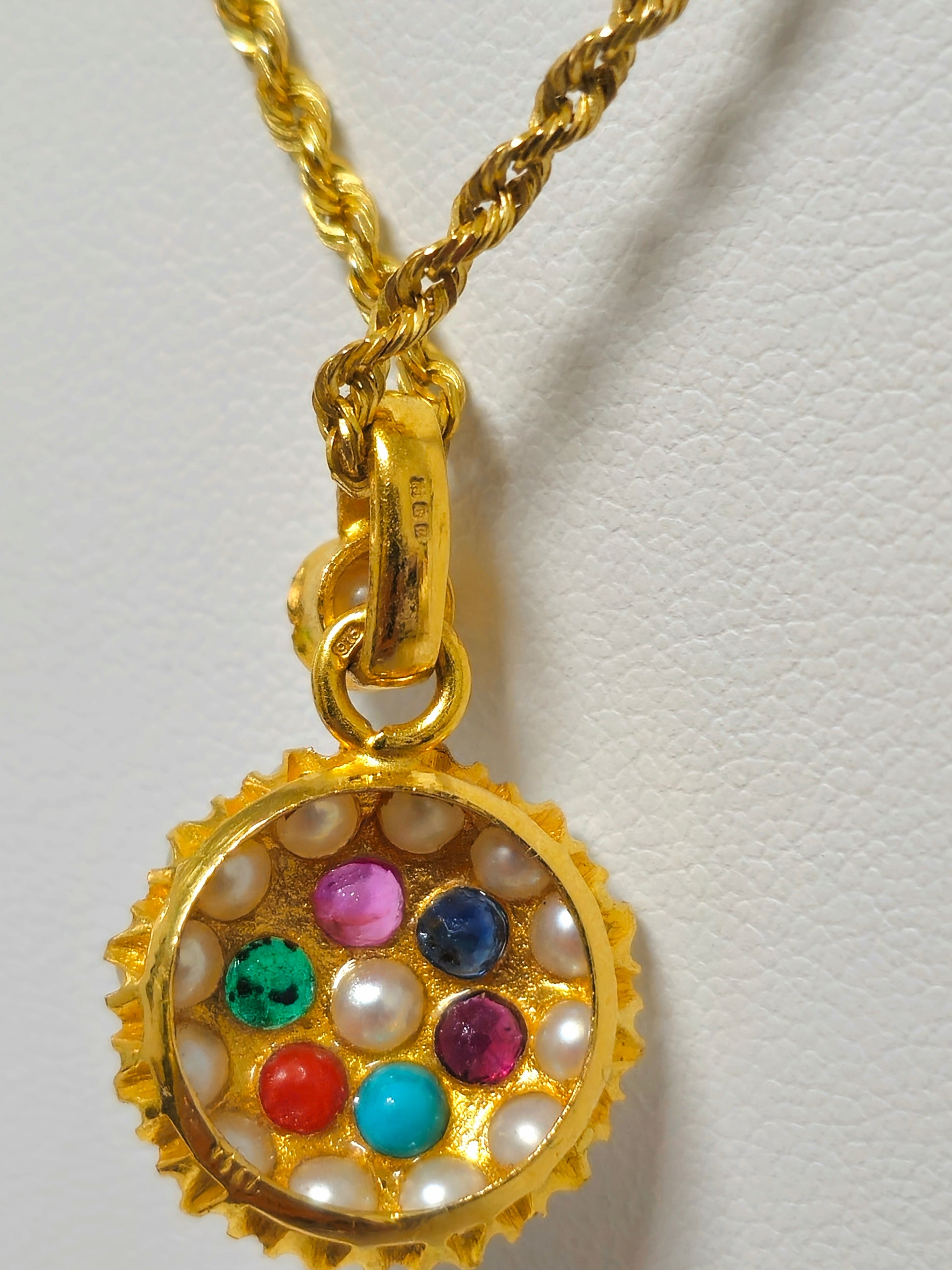 Mughal Empire Style Vintage 22k Yellow Gold Multigemstone Pendant
