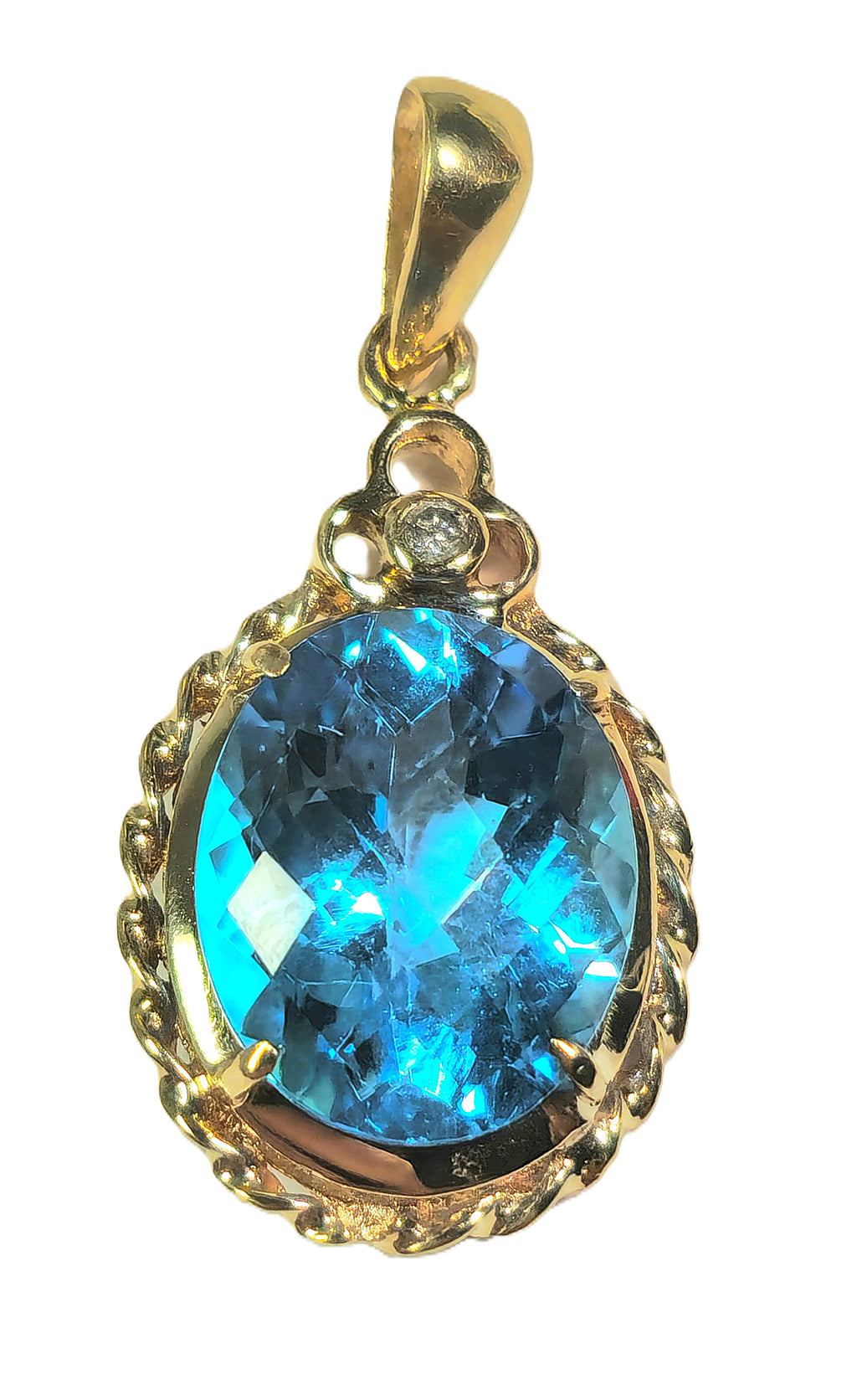 Aquamarine & Diamond Pendant in 14k Gold
