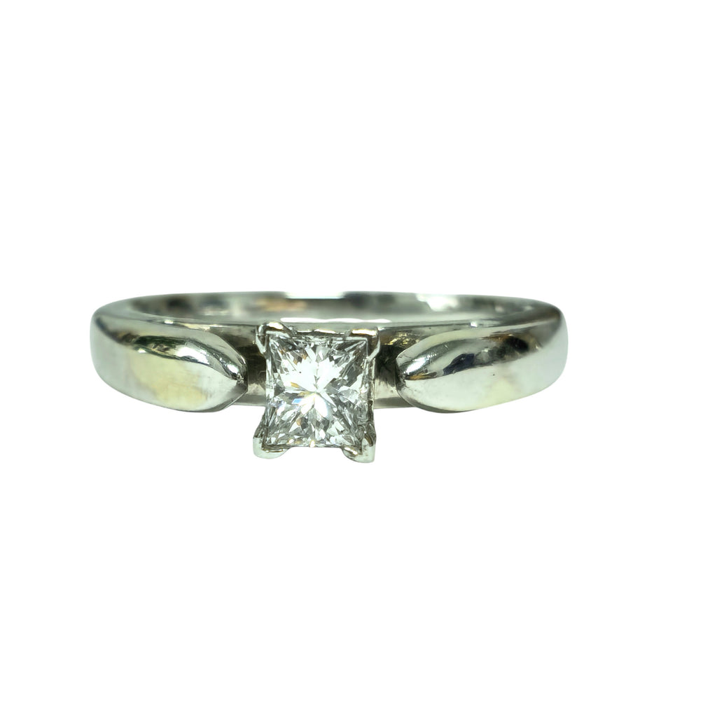 Mid Century 3.80 Carat Aquamarine & Diamond Ring