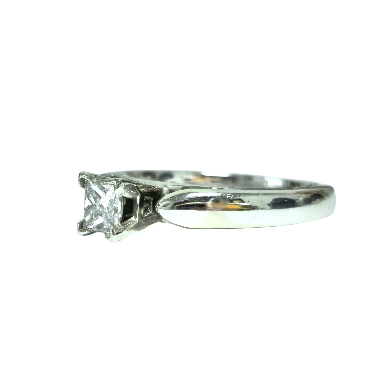 Mid Century 3.80 Carat Aquamarine & Diamond Ring