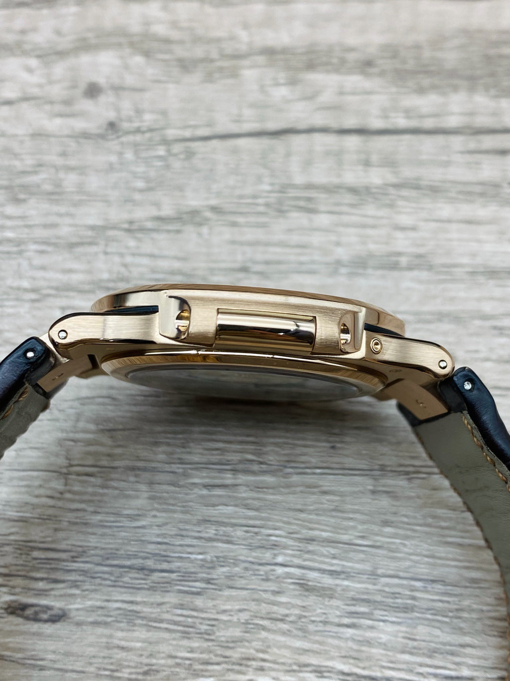 Patek Philippe Nautilus 5712R-001