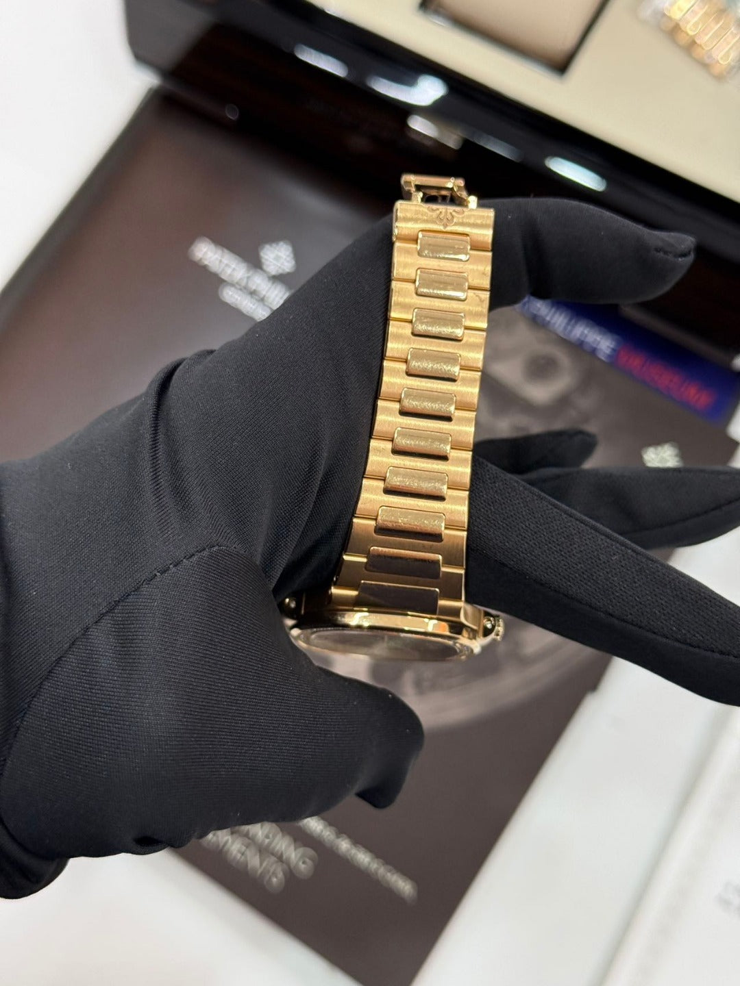 PatekPhilippe7118 - Pristine Diamonds