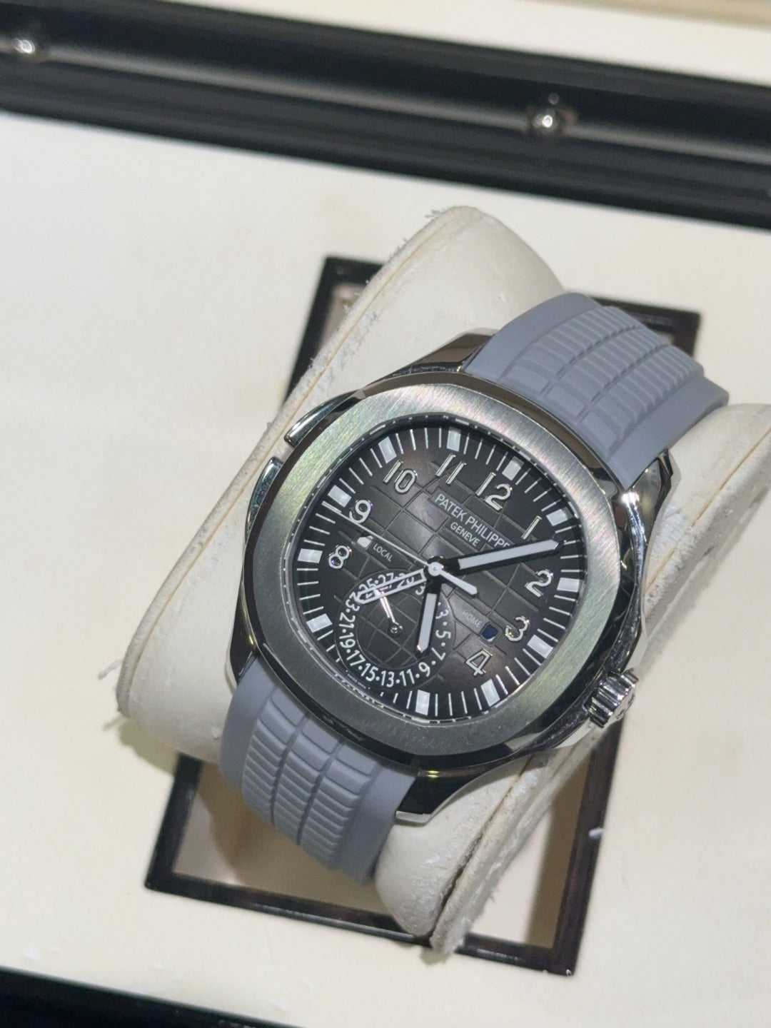 PatekPhilippe5164 - Pristine Diamonds