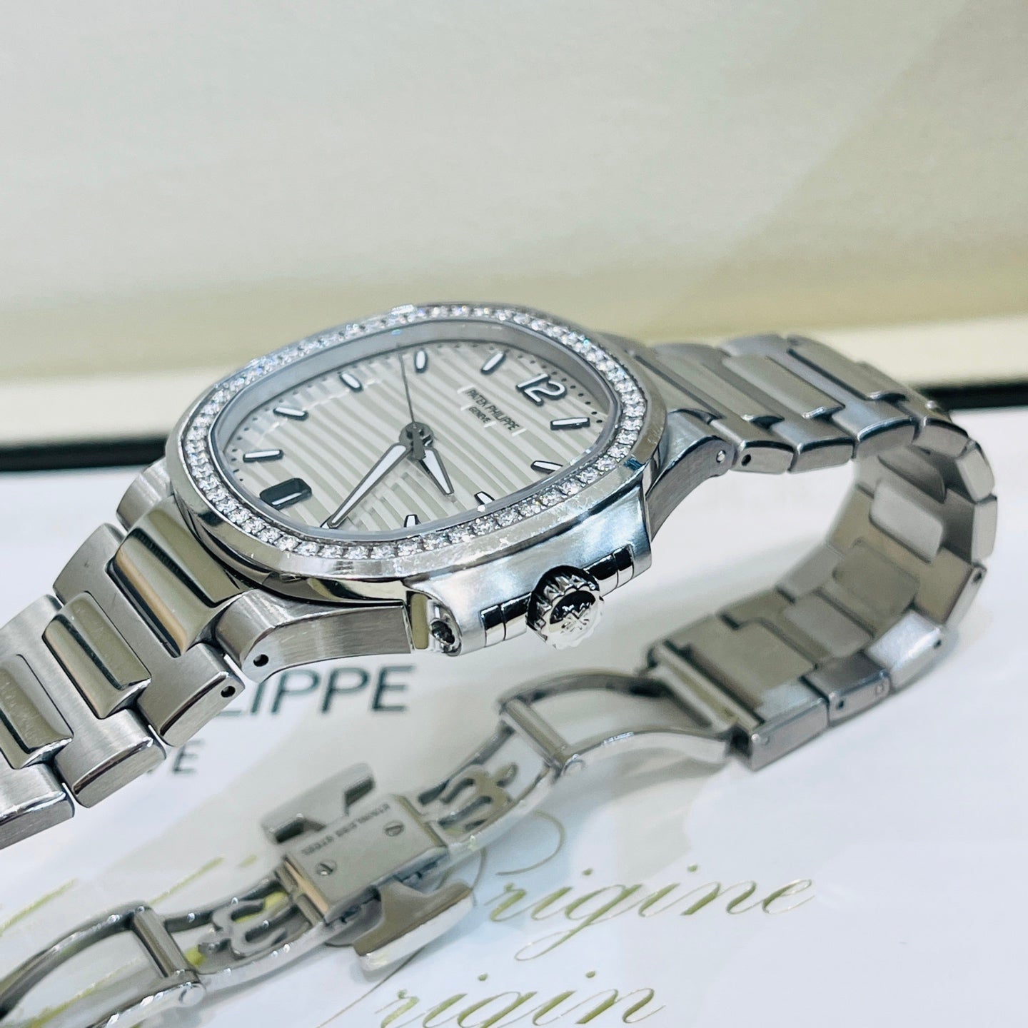 PatekPhilippe7118 - Pristine Diamonds