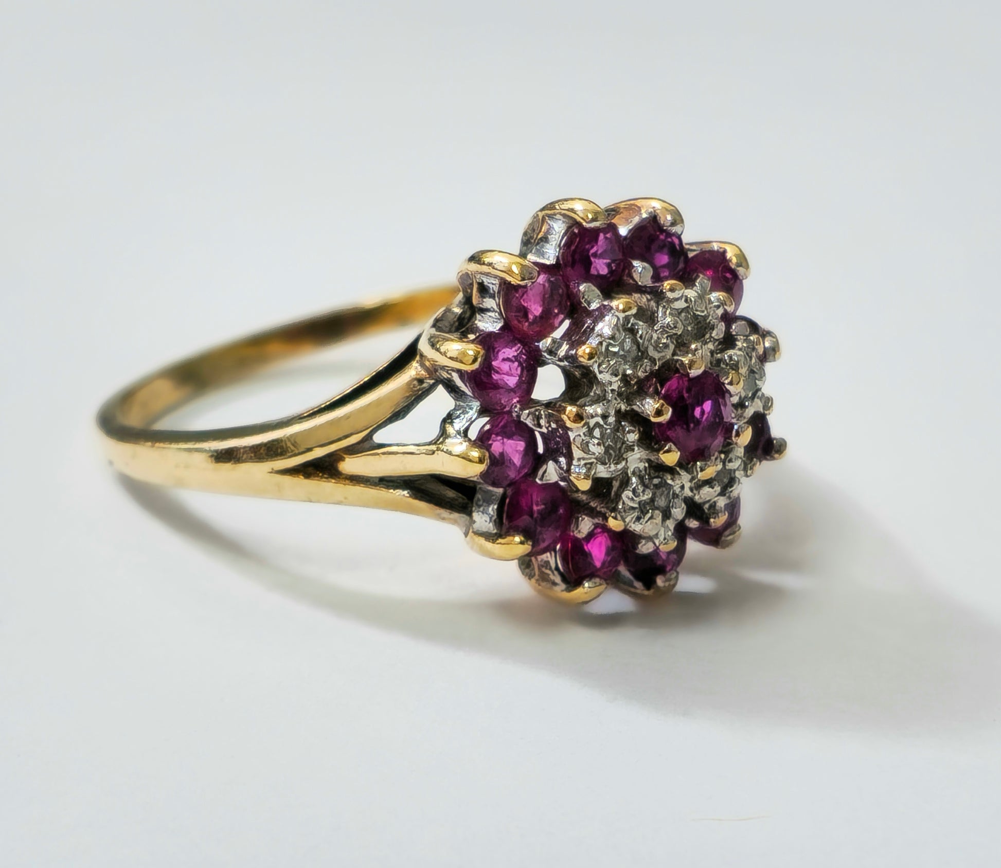 Vintage Natural 1.20 Carat Ruby & Diamond Cocktail Ring in 14k yellow gold - Pristine Diamonds